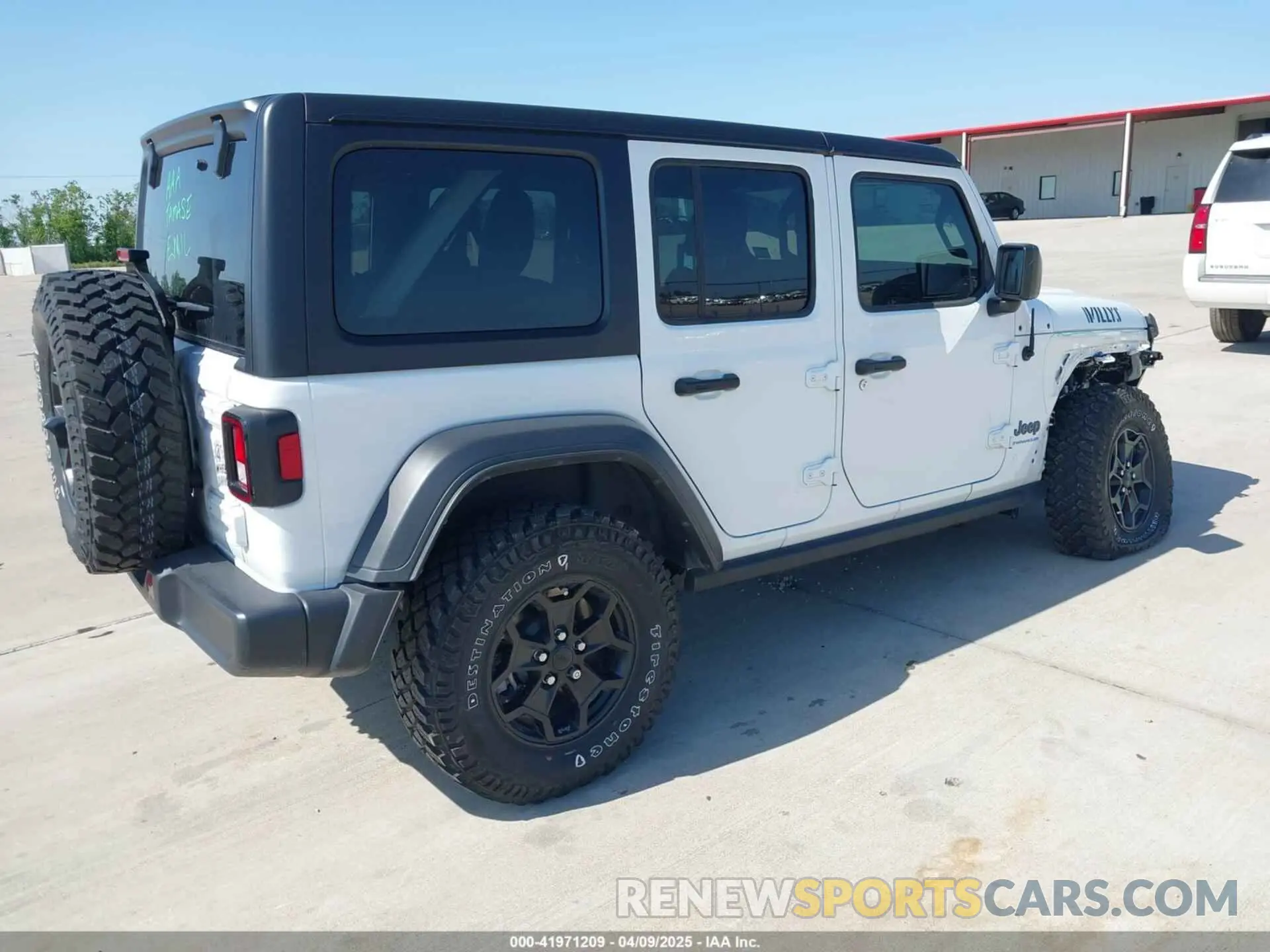 4 Photograph of a damaged car 1C4JJXN68PW592486 JEEP WRANGLER 4XE 2023