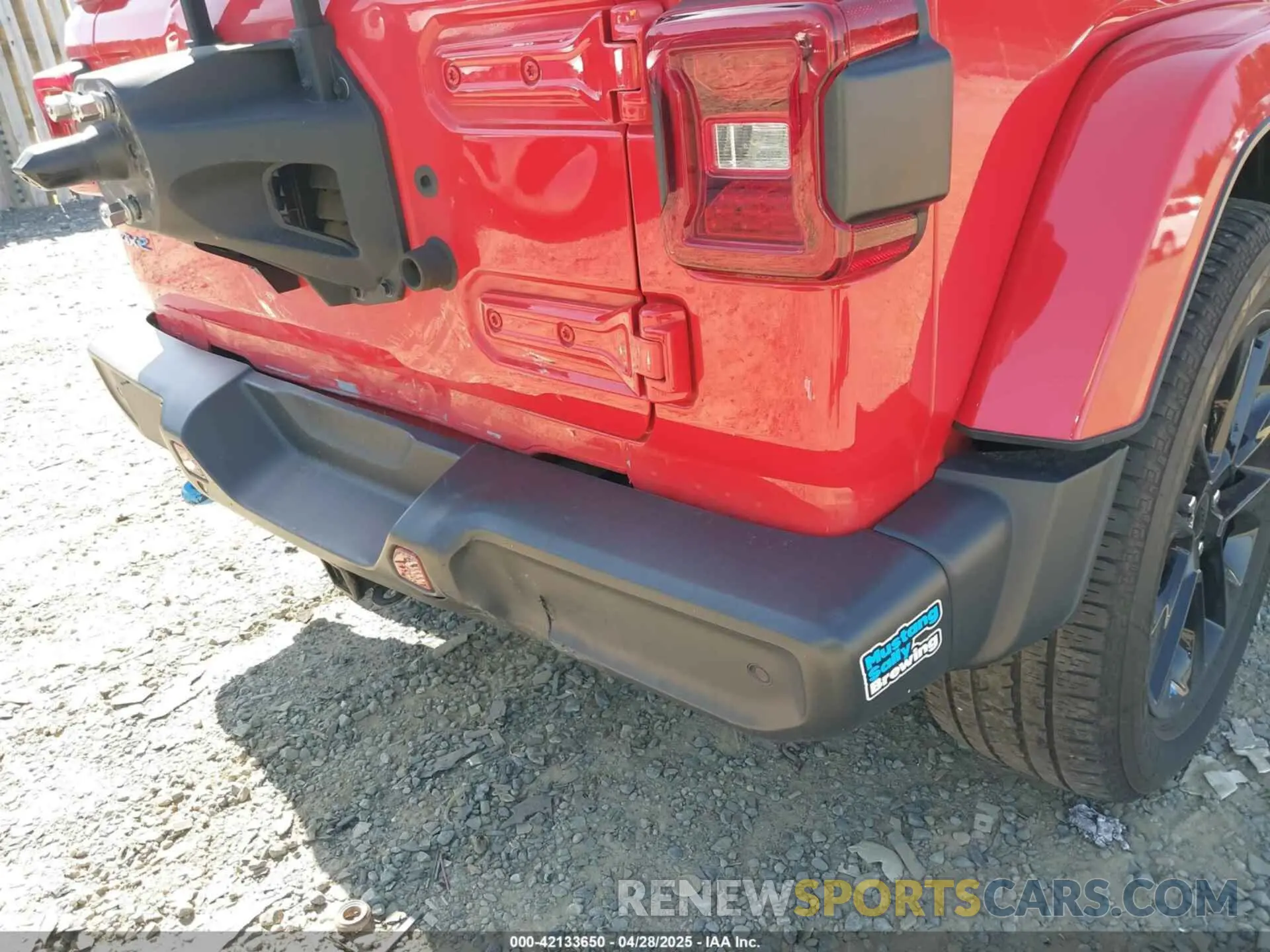 6 Photograph of a damaged car 1C4JJXP63PW568190 JEEP WRANGLER 4XE 2023