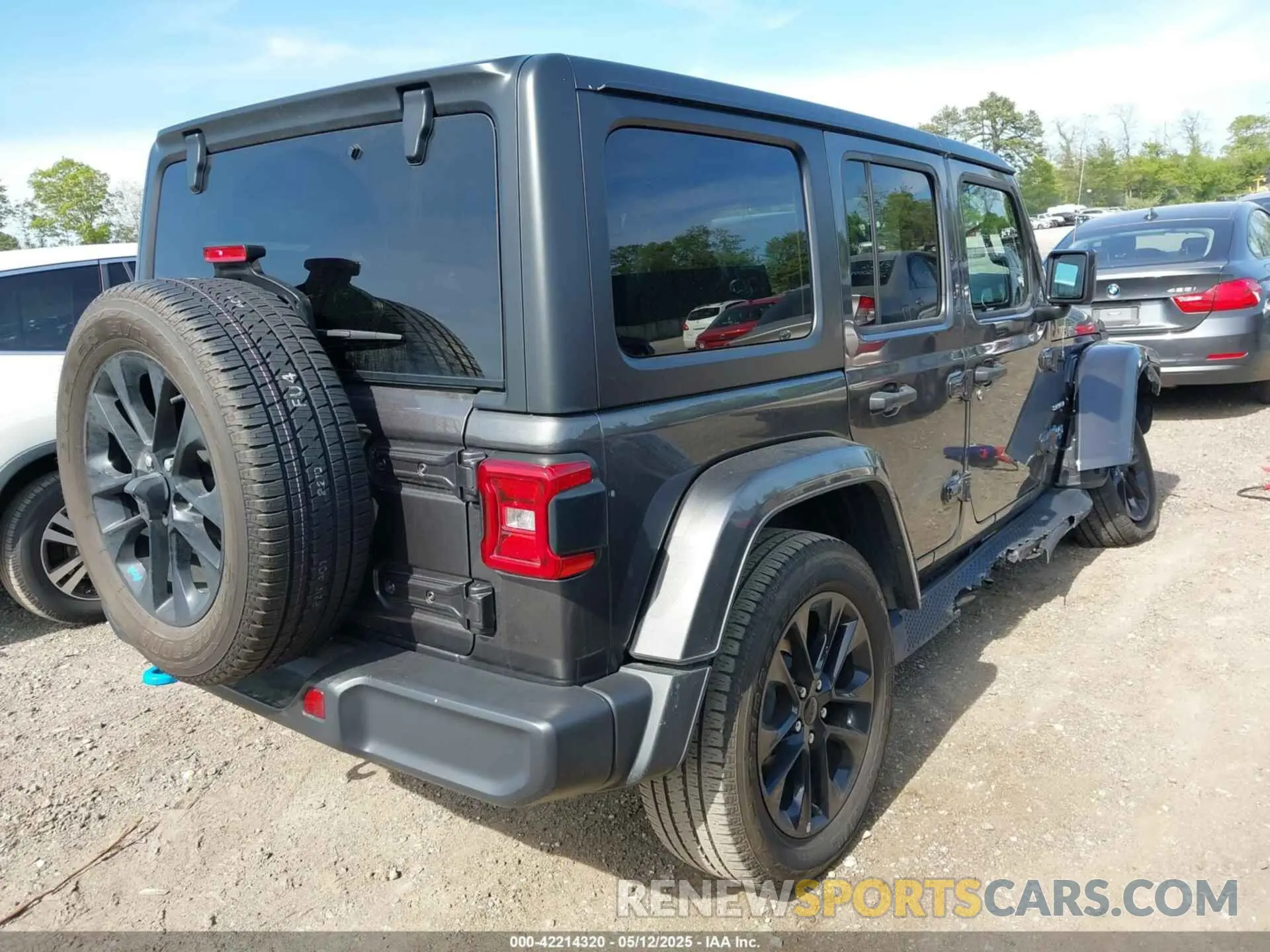 4 Photograph of a damaged car 1C4JJXP69PW684803 JEEP WRANGLER 4XE 2023