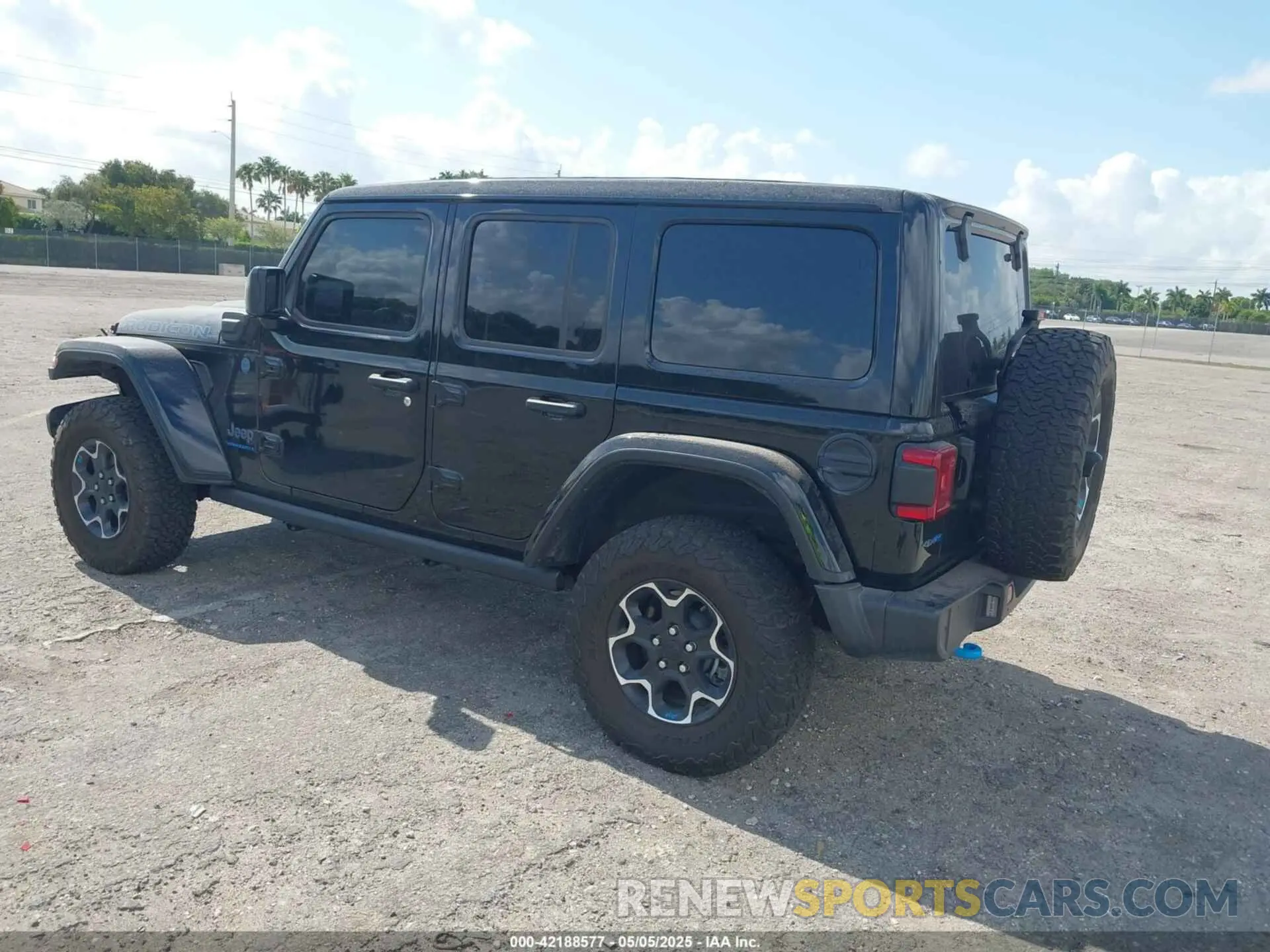 3 Photograph of a damaged car 1C4JJXR60PW568189 JEEP WRANGLER 4XE 2023