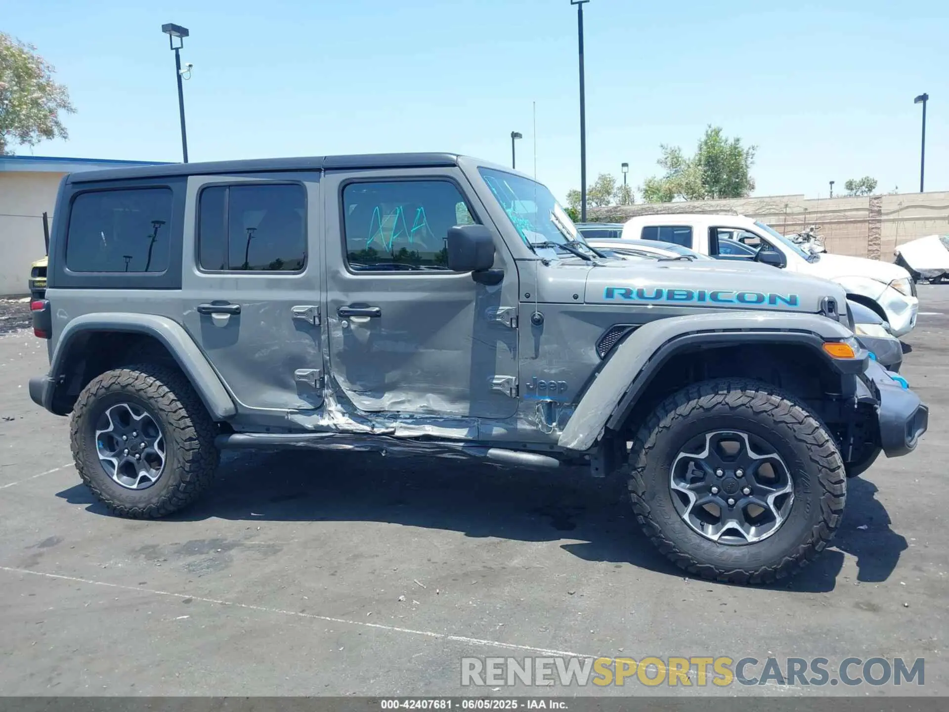 6 Photograph of a damaged car 1C4JJXR64PW700323 JEEP WRANGLER 4XE 2023