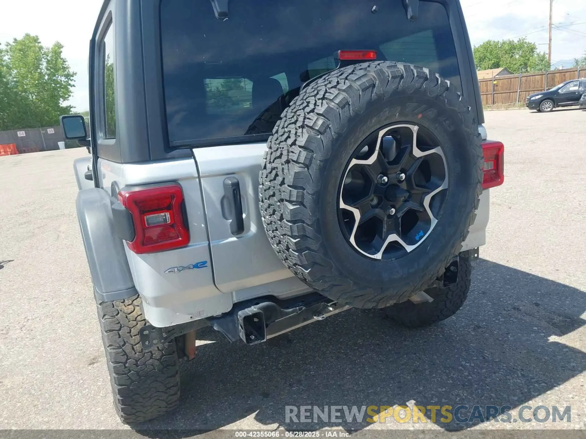 6 Photograph of a damaged car 1C4JJXR67PW703197 JEEP WRANGLER 4XE 2023