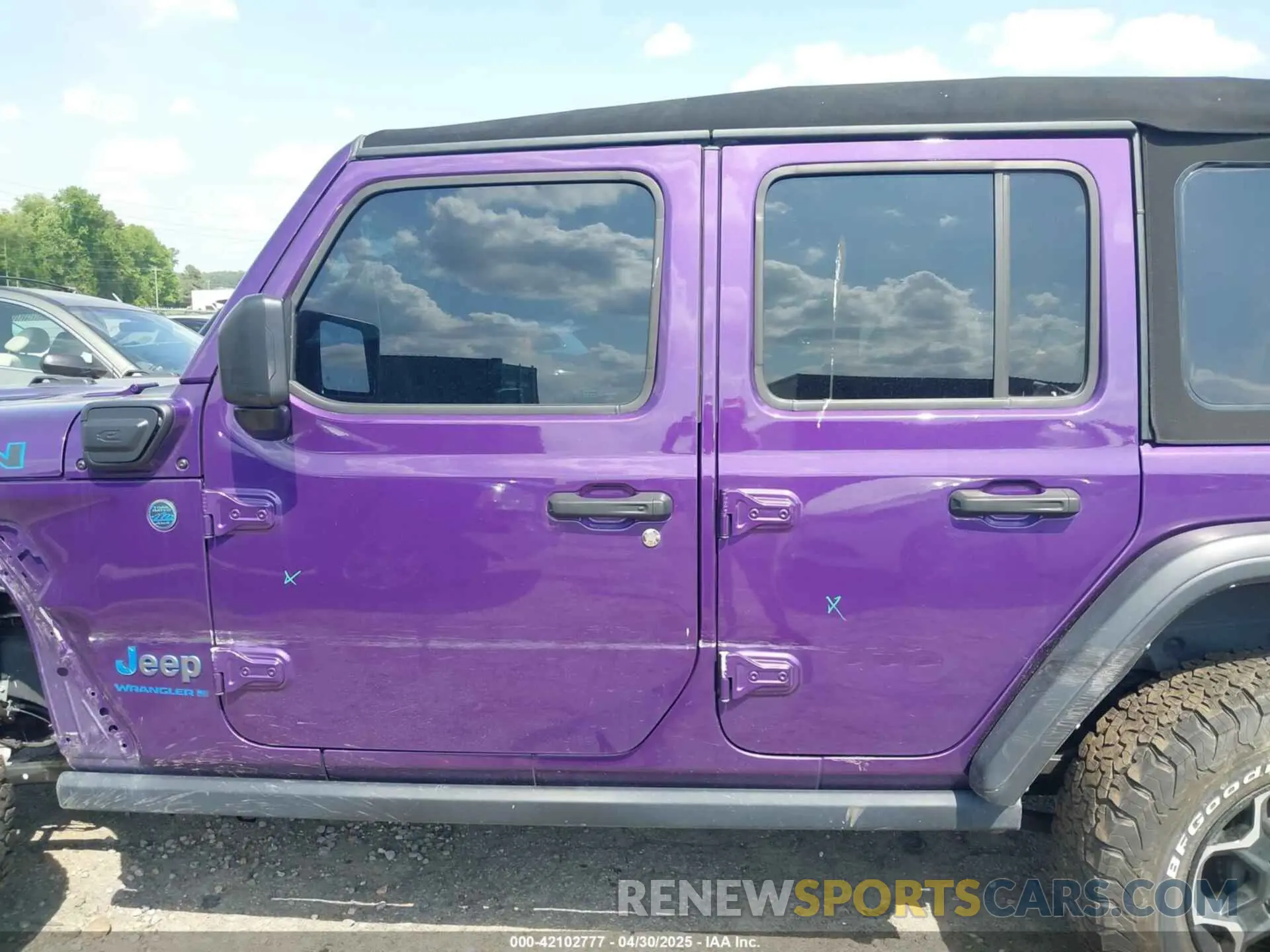 14 Photograph of a damaged car 1C4JJXR6XPW614238 JEEP WRANGLER 4XE 2023