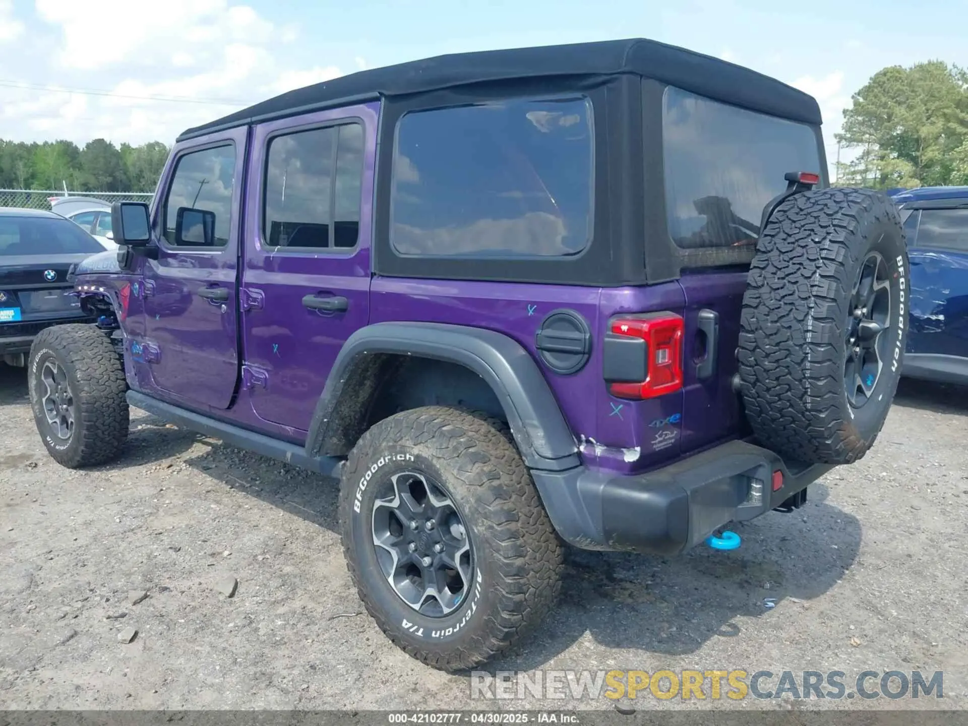 3 Photograph of a damaged car 1C4JJXR6XPW614238 JEEP WRANGLER 4XE 2023