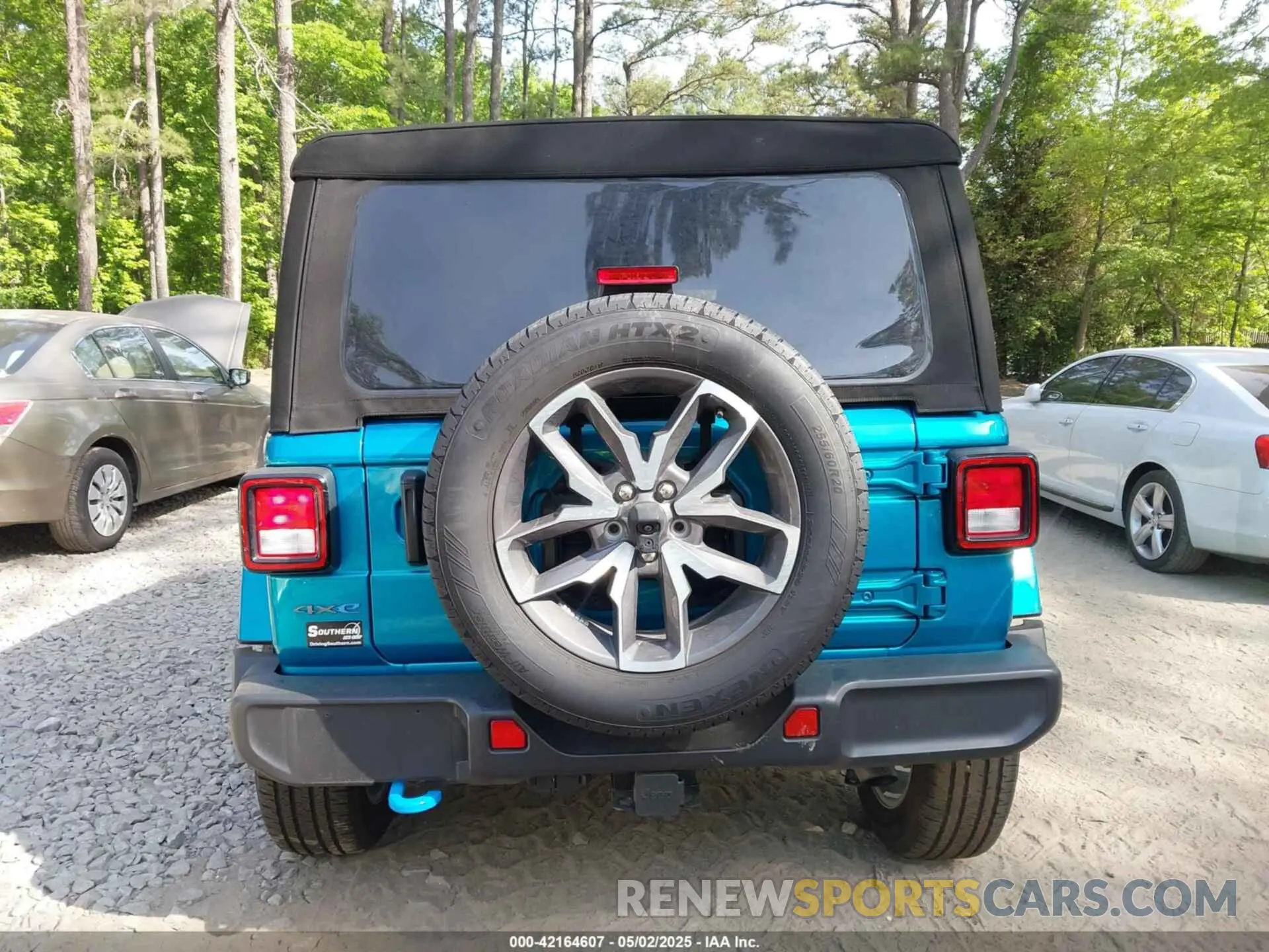 16 Photograph of a damaged car 1C4RJXN64RW227566 JEEP WRANGLER 4XE 2024