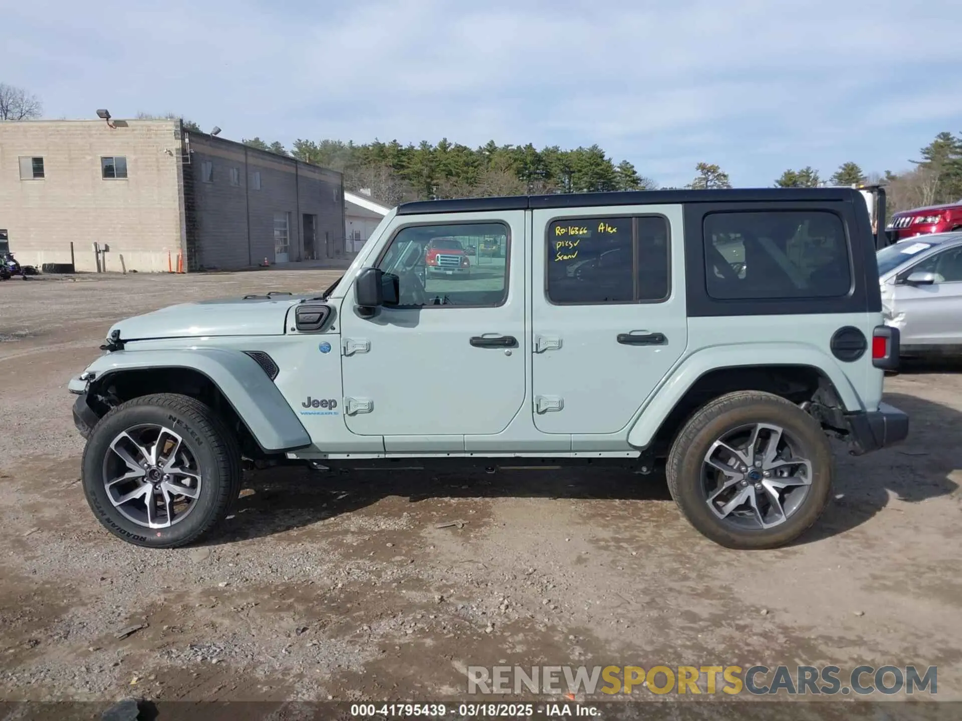 14 Photograph of a damaged car 1C4RJXN65RW166079 JEEP WRANGLER 4XE 2024