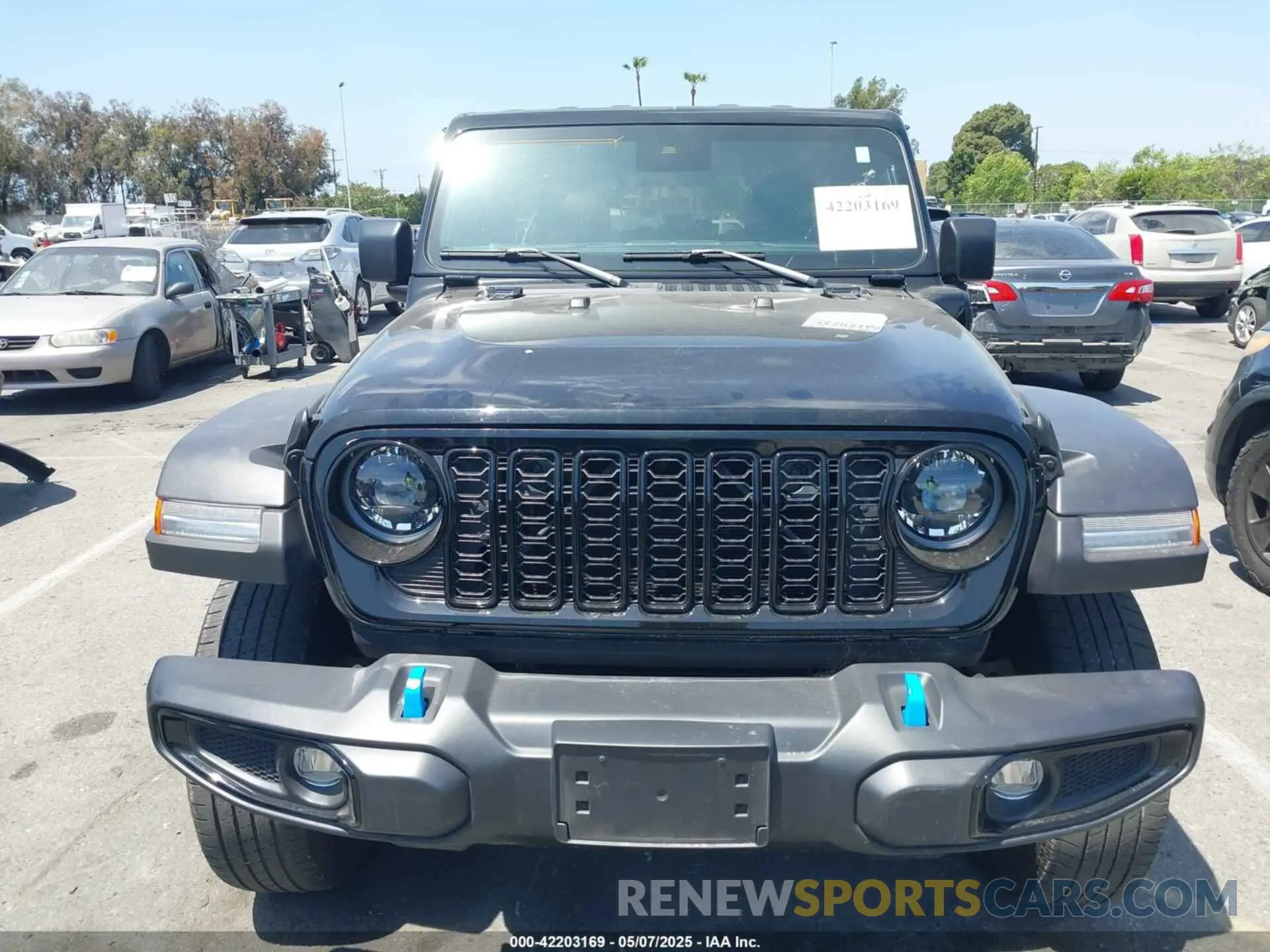12 Photograph of a damaged car 1C4RJXN65RW196280 JEEP WRANGLER 4XE 2024