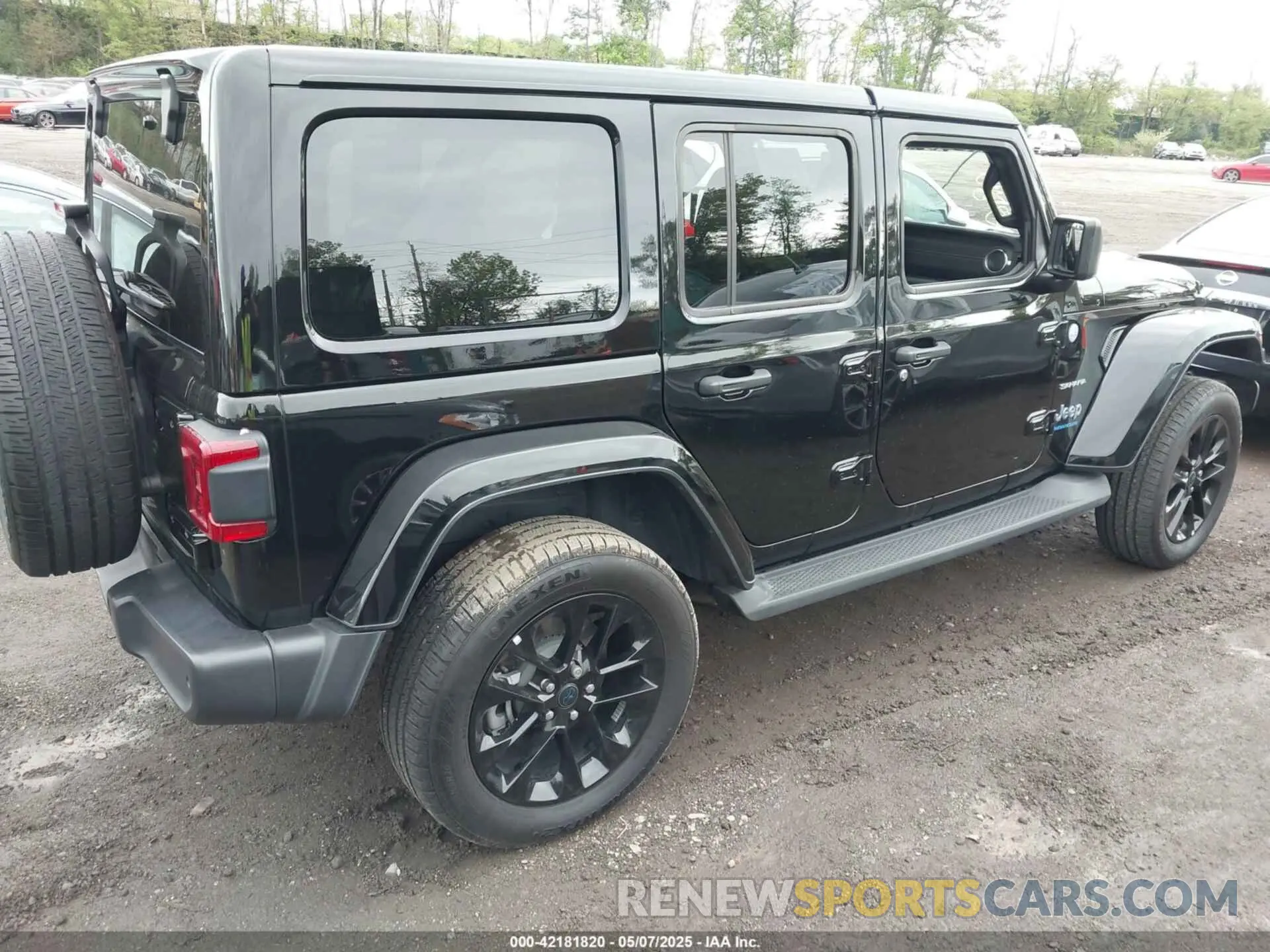 4 Photograph of a damaged car 1C4RJXP60RW145296 JEEP WRANGLER 4XE 2024