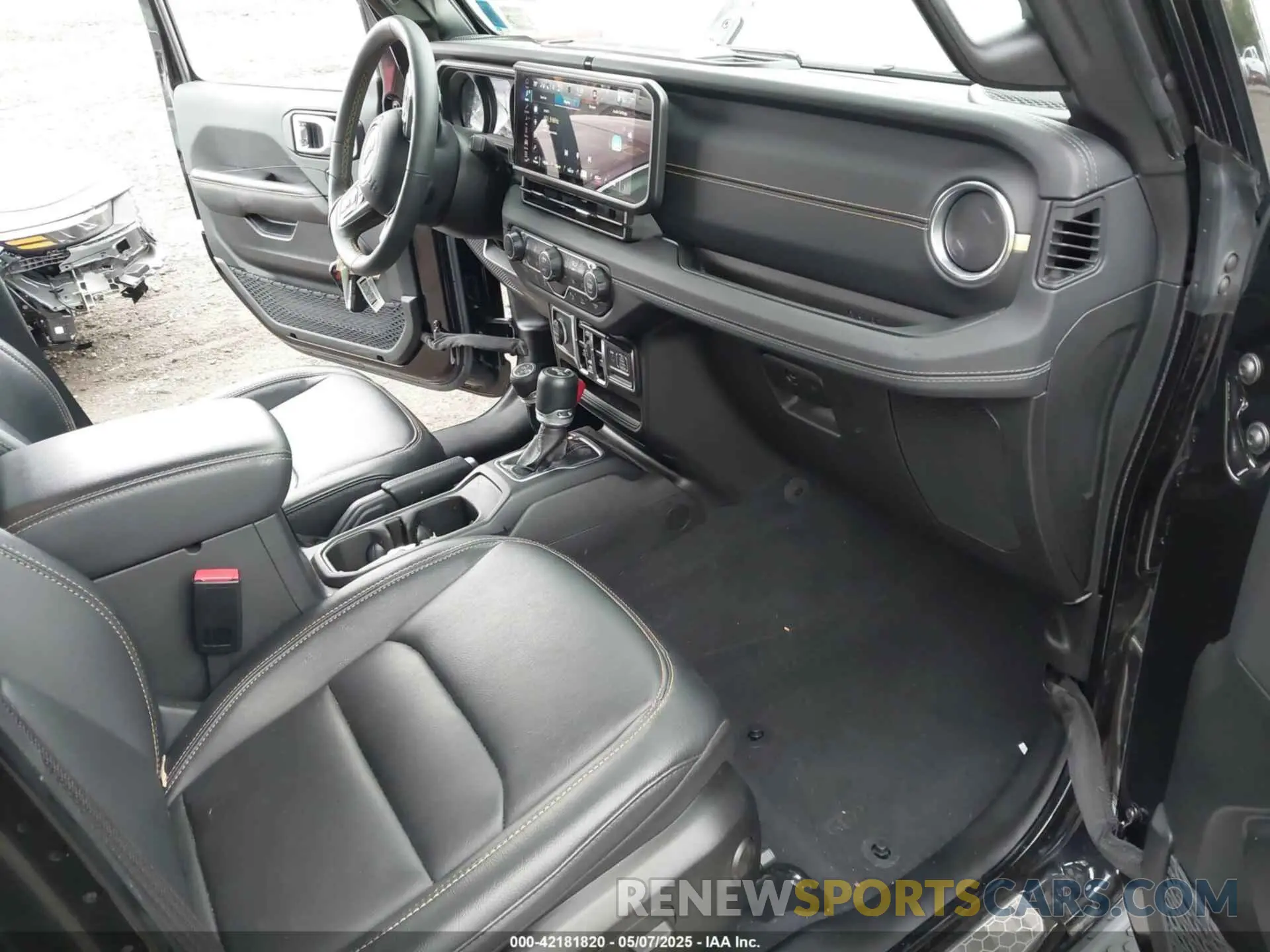 5 Photograph of a damaged car 1C4RJXP60RW145296 JEEP WRANGLER 4XE 2024