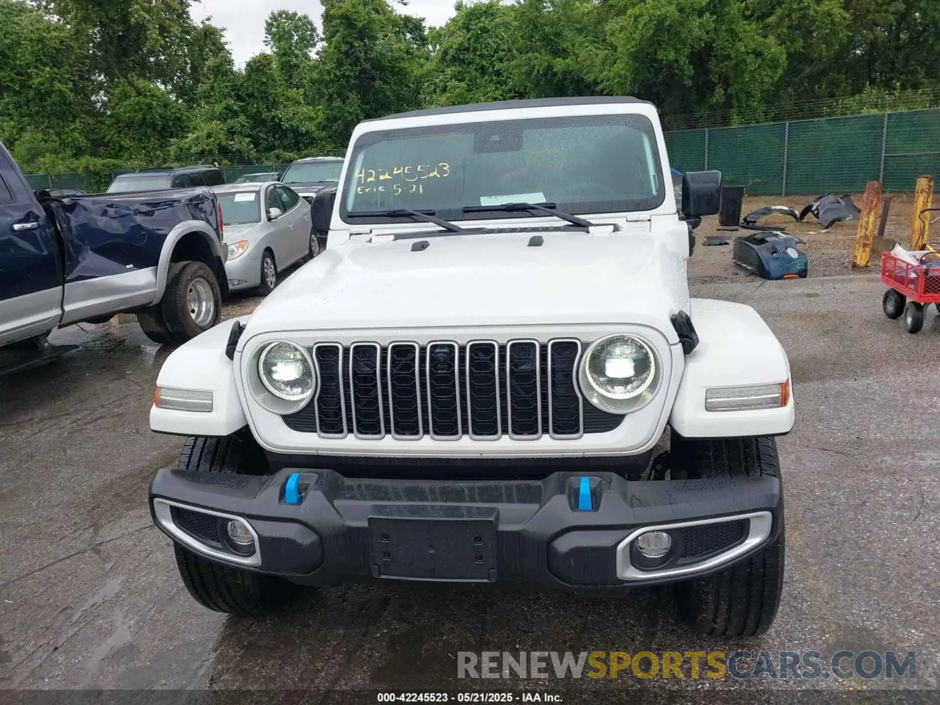 12 Photograph of a damaged car 1C4RJXP61RW204307 JEEP WRANGLER 4XE 2024