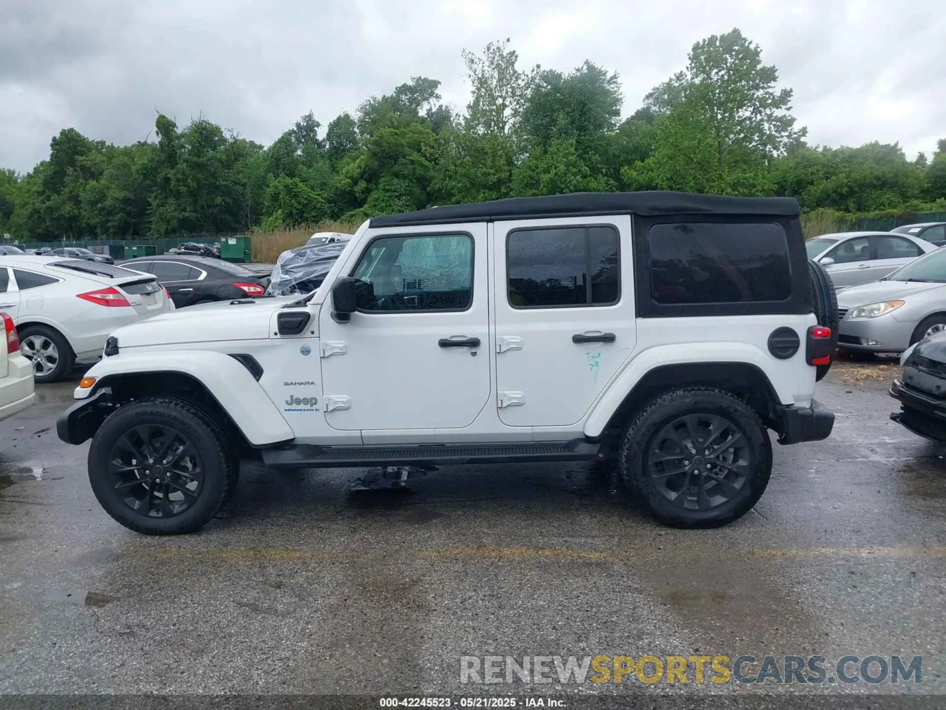 14 Photograph of a damaged car 1C4RJXP61RW204307 JEEP WRANGLER 4XE 2024