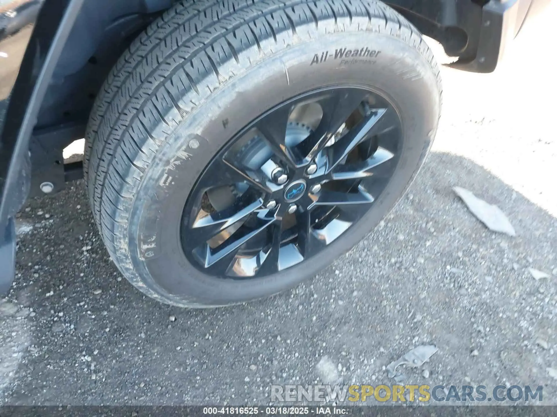 12 Photograph of a damaged car 1C4RJXP62RW126989 JEEP WRANGLER 4XE 2024