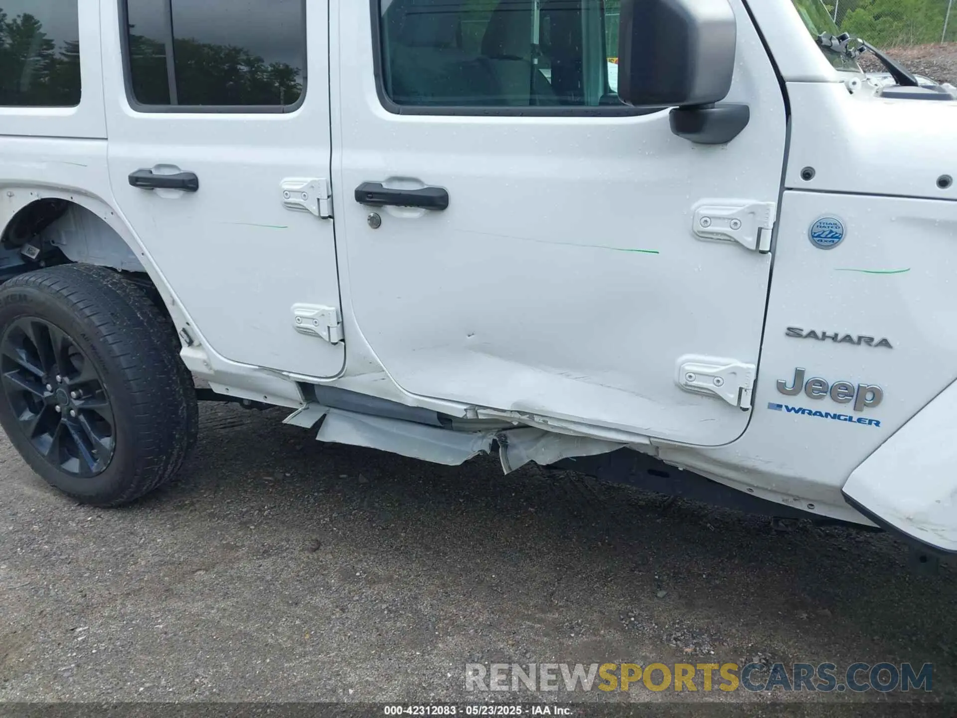 6 Photograph of a damaged car 1C4RJXP62RW174671 JEEP WRANGLER 4XE 2024