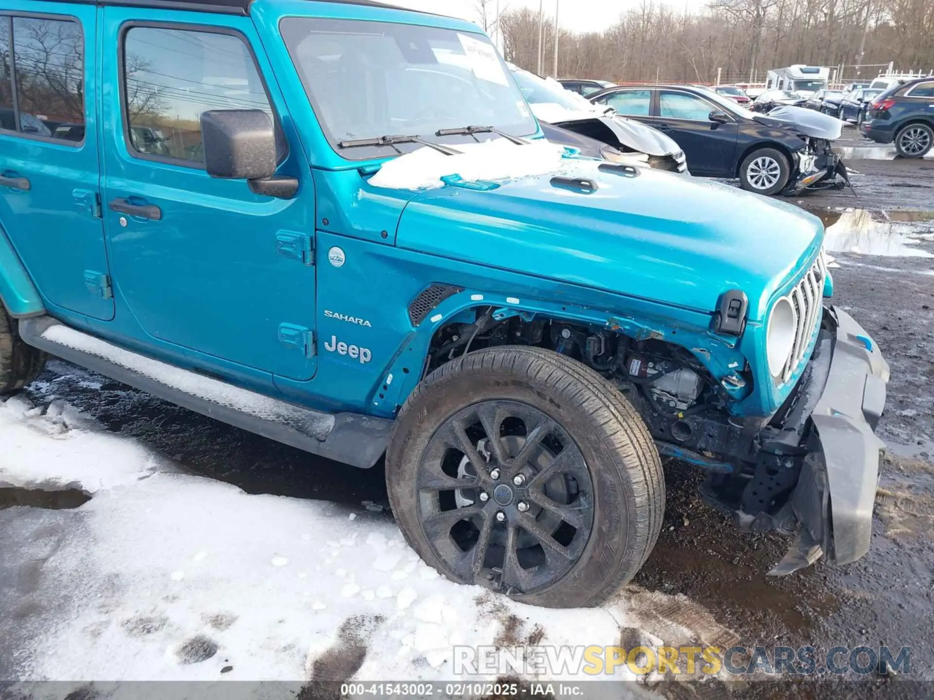17 Photograph of a damaged car 1C4RJXP62RW221519 JEEP WRANGLER 4XE 2024