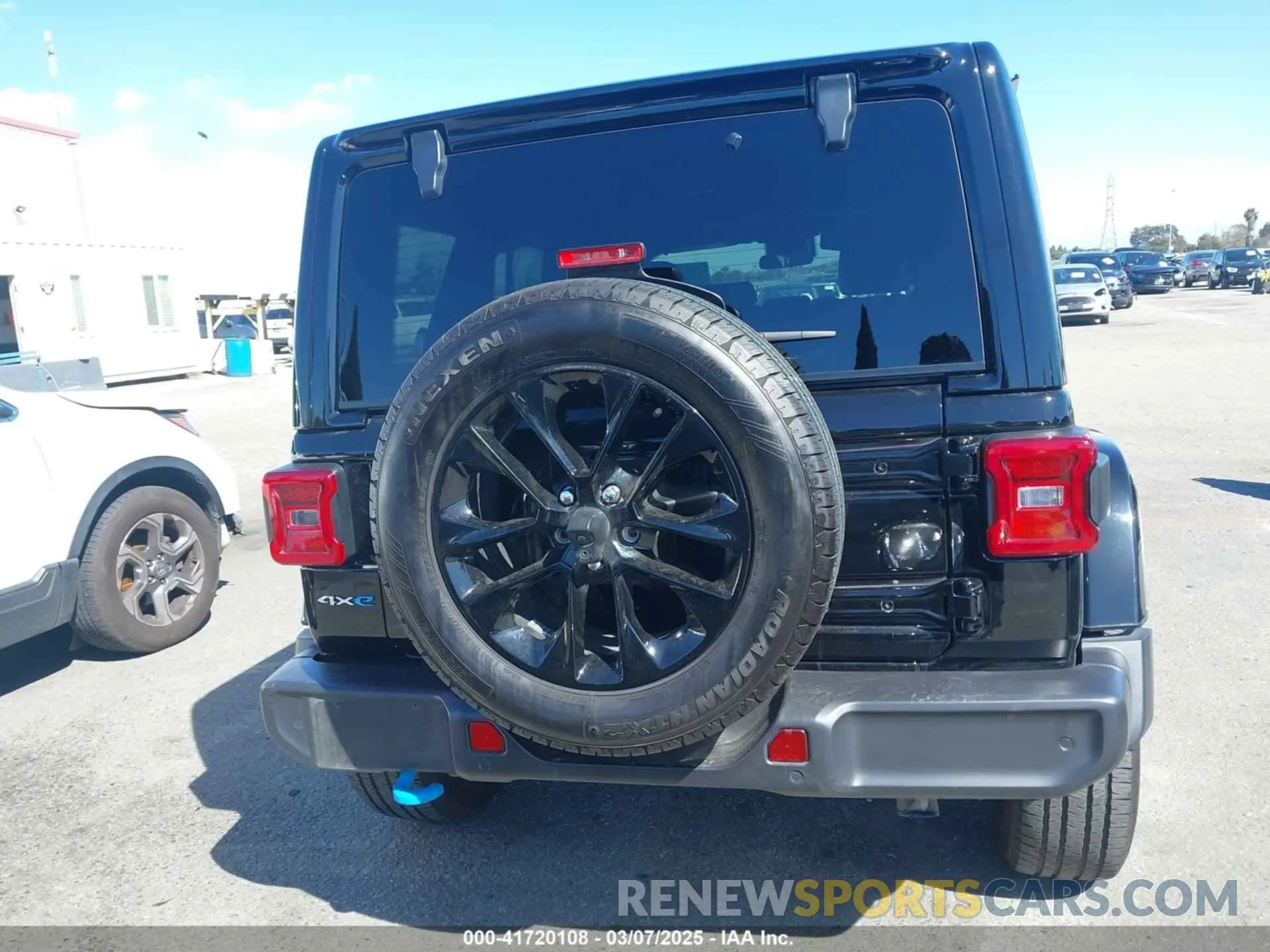 16 Photograph of a damaged car 1C4RJXP63RW192404 JEEP WRANGLER 4XE 2024