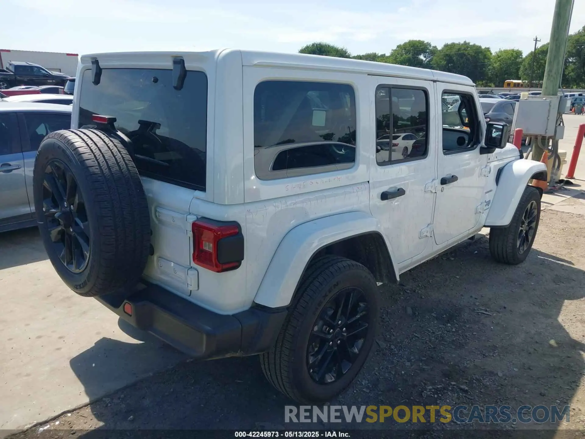 4 Photograph of a damaged car 1C4RJXP64RW225507 JEEP WRANGLER 4XE 2024