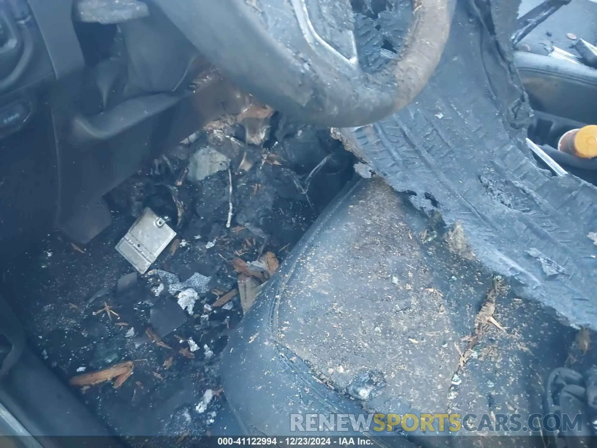 11 Photograph of a damaged car 1C4RJXP65RW230117 JEEP WRANGLER 4XE 2024