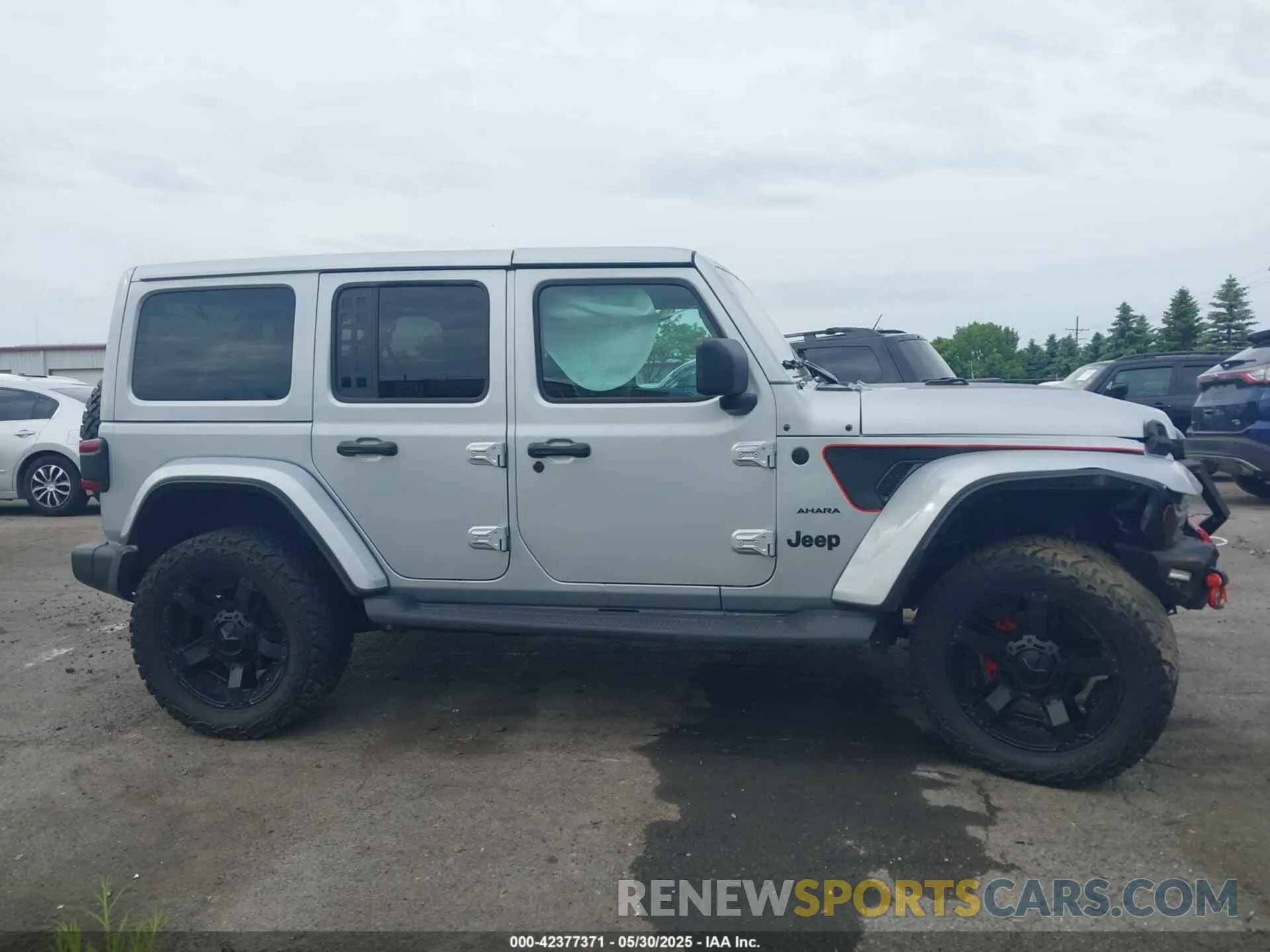 13 Photograph of a damaged car 1C4RJXP65RW313384 JEEP WRANGLER 4XE 2024