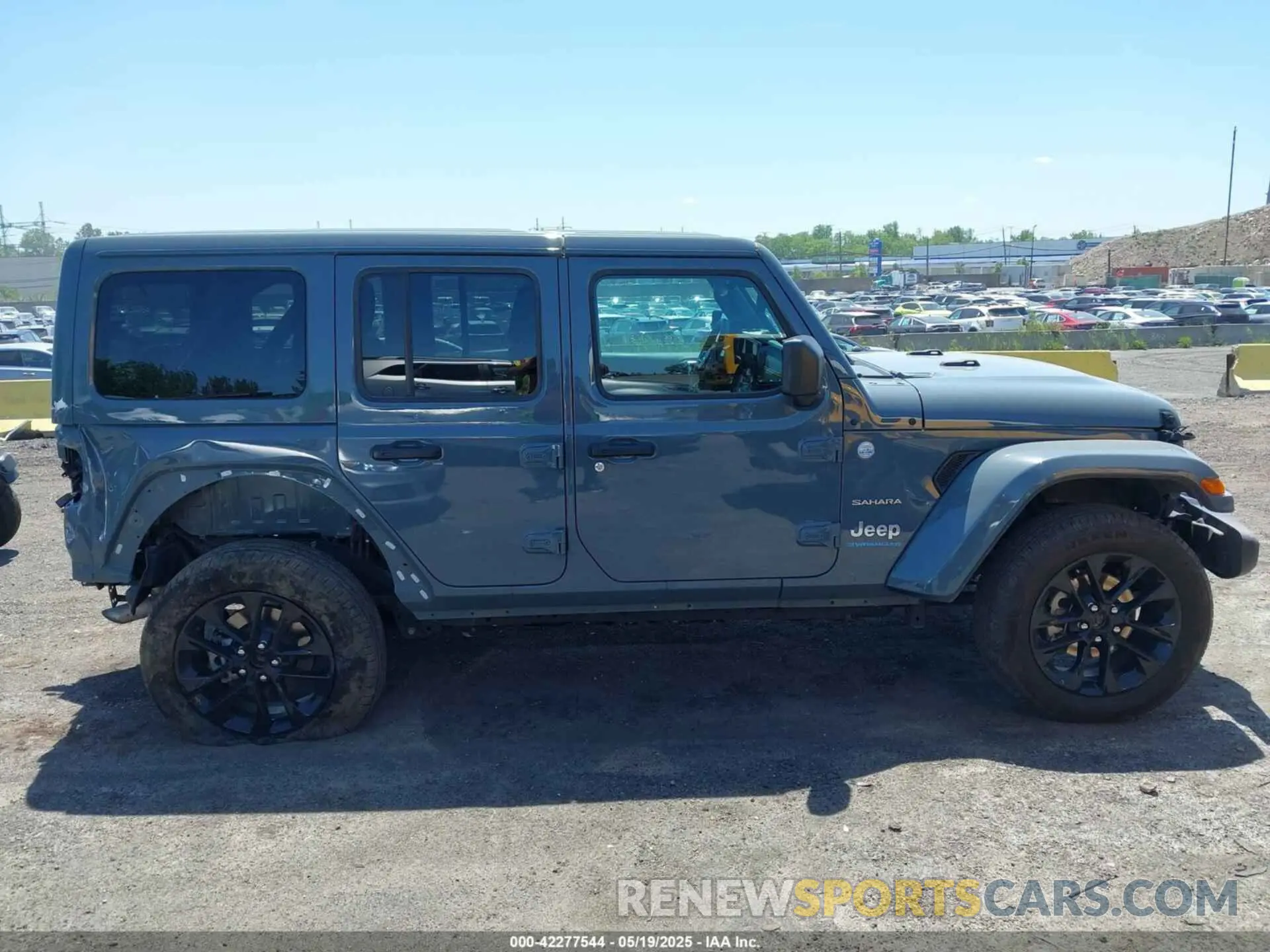 14 Photograph of a damaged car 1C4RJXP66RW166427 JEEP WRANGLER 4XE 2024