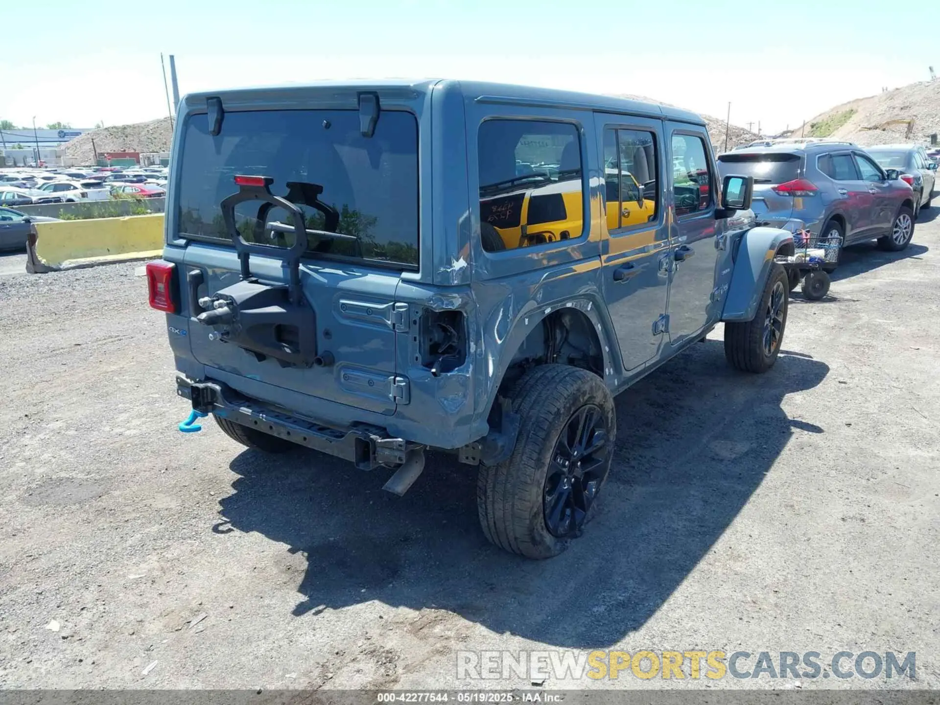 4 Photograph of a damaged car 1C4RJXP66RW166427 JEEP WRANGLER 4XE 2024