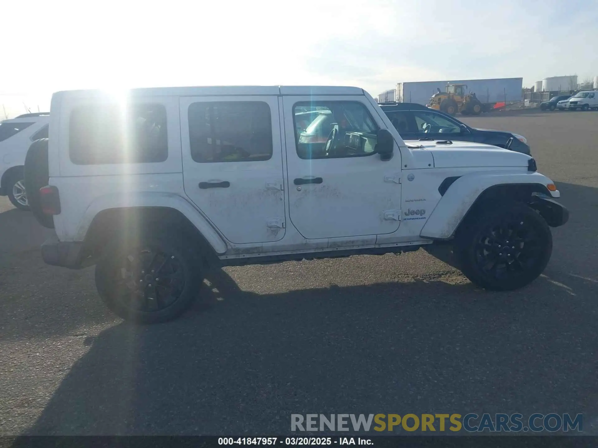 13 Photograph of a damaged car 1C4RJXP66RW271033 JEEP WRANGLER 4XE 2024