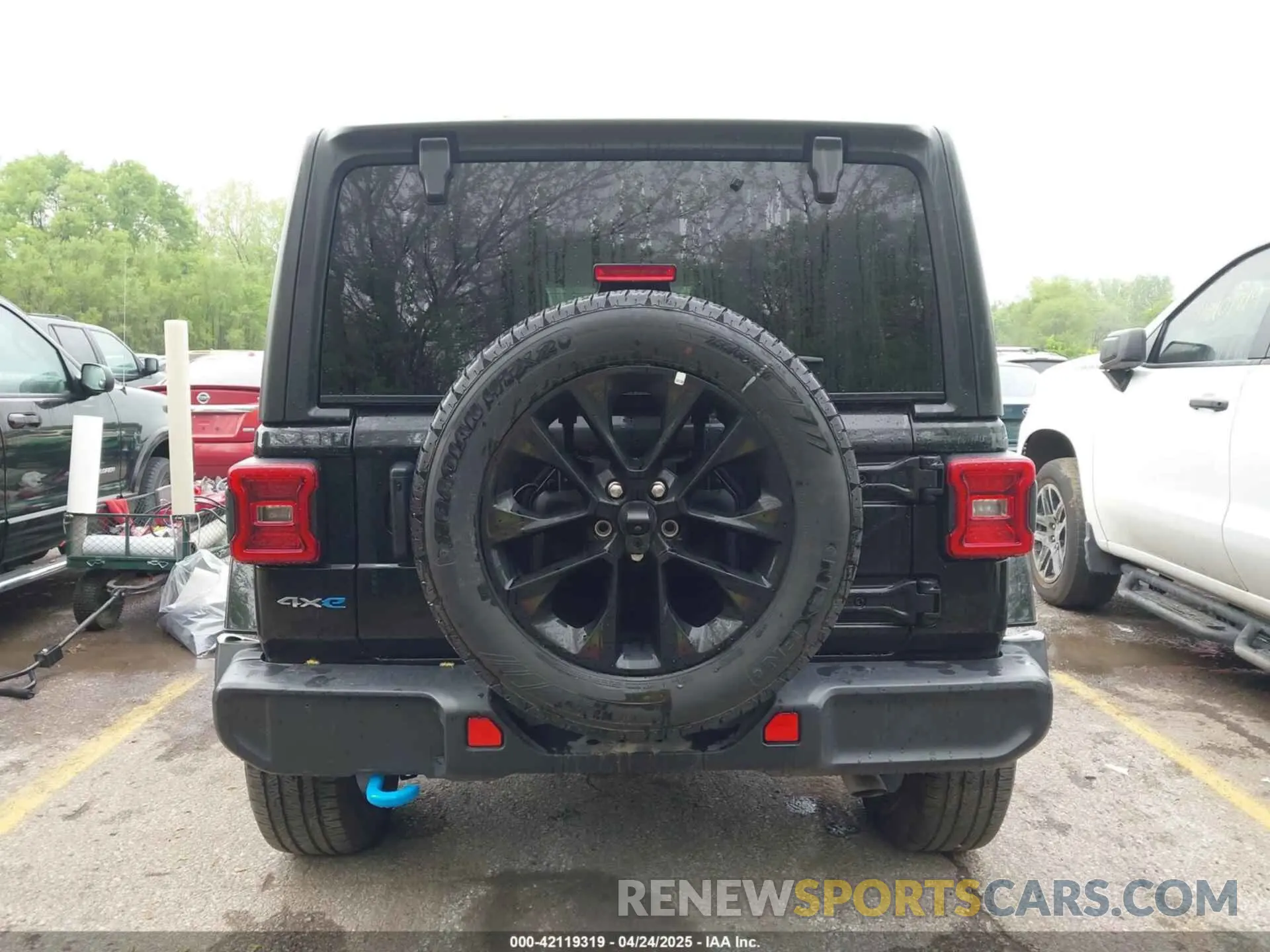 15 Photograph of a damaged car 1C4RJXP67RW274877 JEEP WRANGLER 4XE 2024