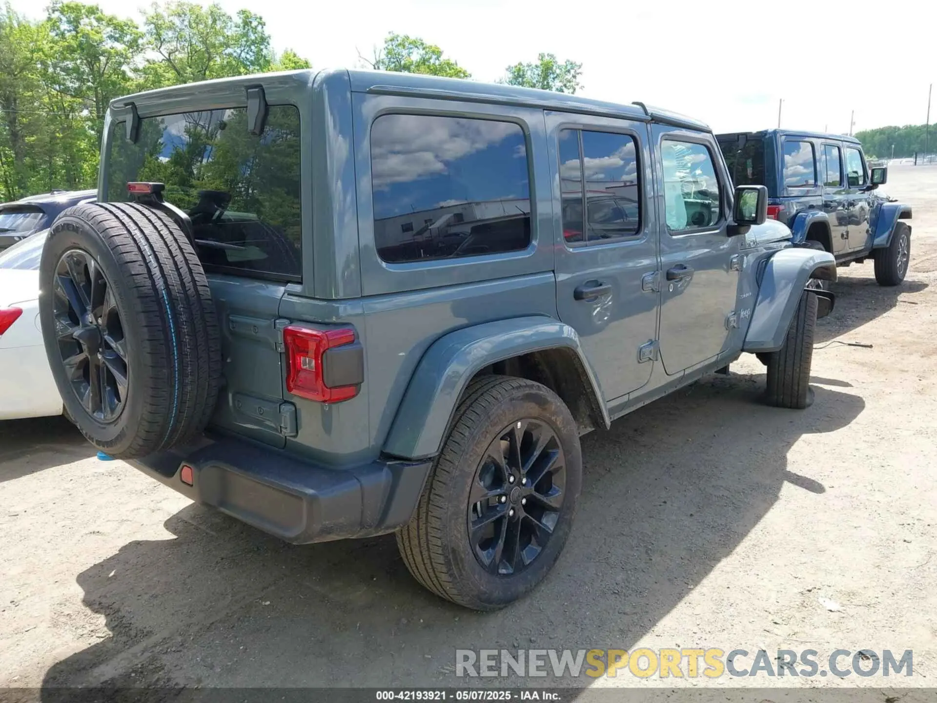 4 Photograph of a damaged car 1C4RJXP68RW270112 JEEP WRANGLER 4XE 2024