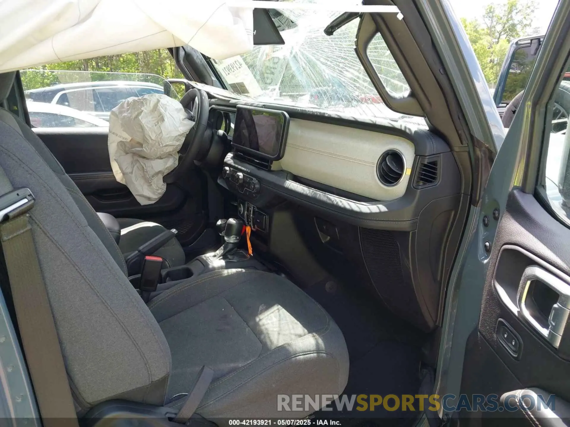 5 Photograph of a damaged car 1C4RJXP68RW270112 JEEP WRANGLER 4XE 2024