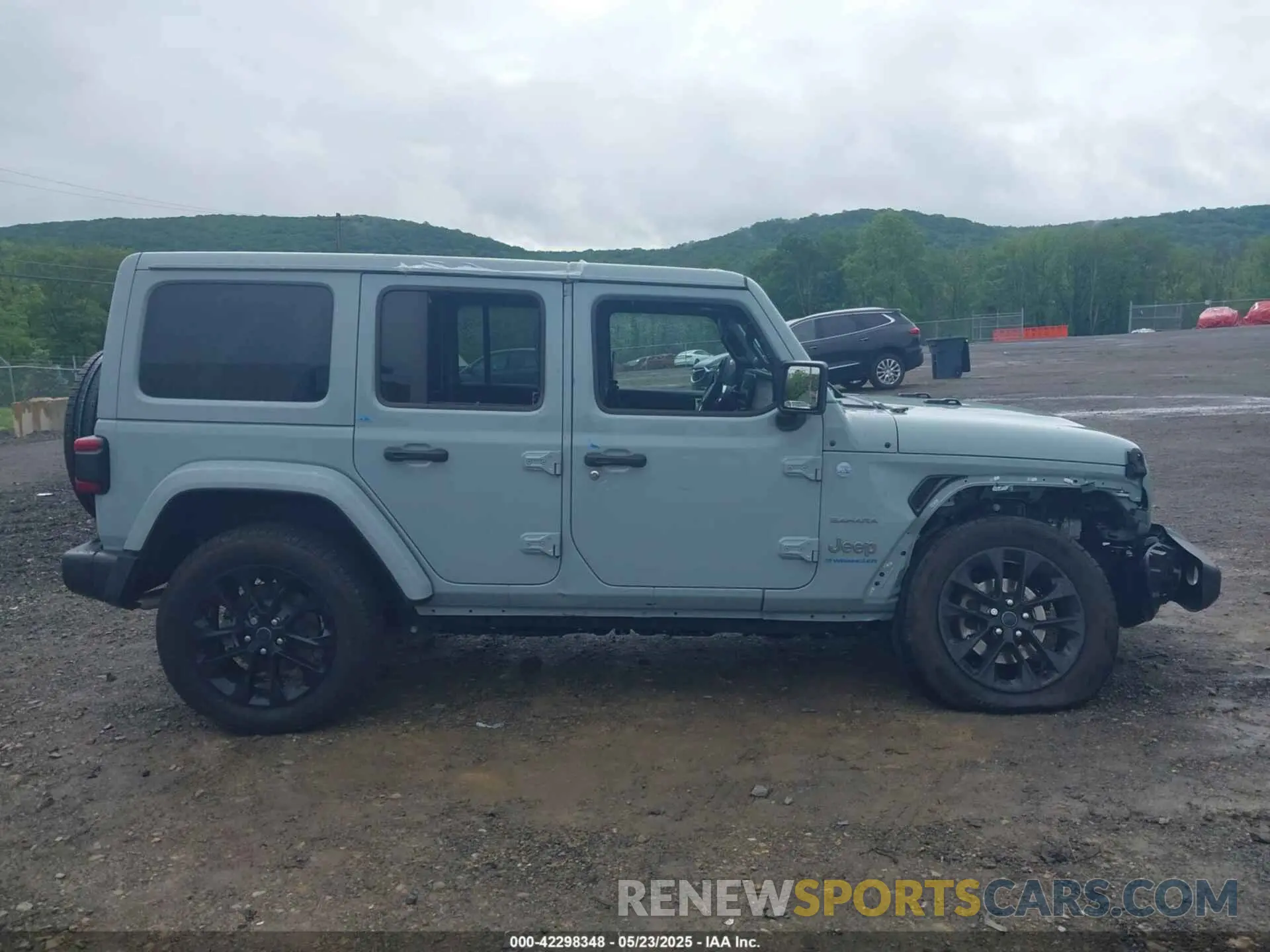 14 Photograph of a damaged car 1C4RJXP69RW255697 JEEP WRANGLER 4XE 2024