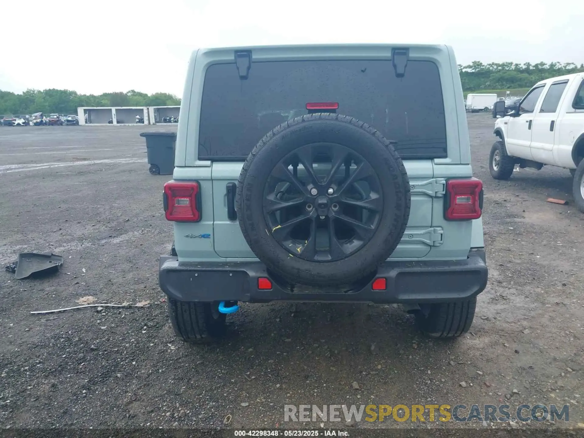 17 Photograph of a damaged car 1C4RJXP69RW255697 JEEP WRANGLER 4XE 2024