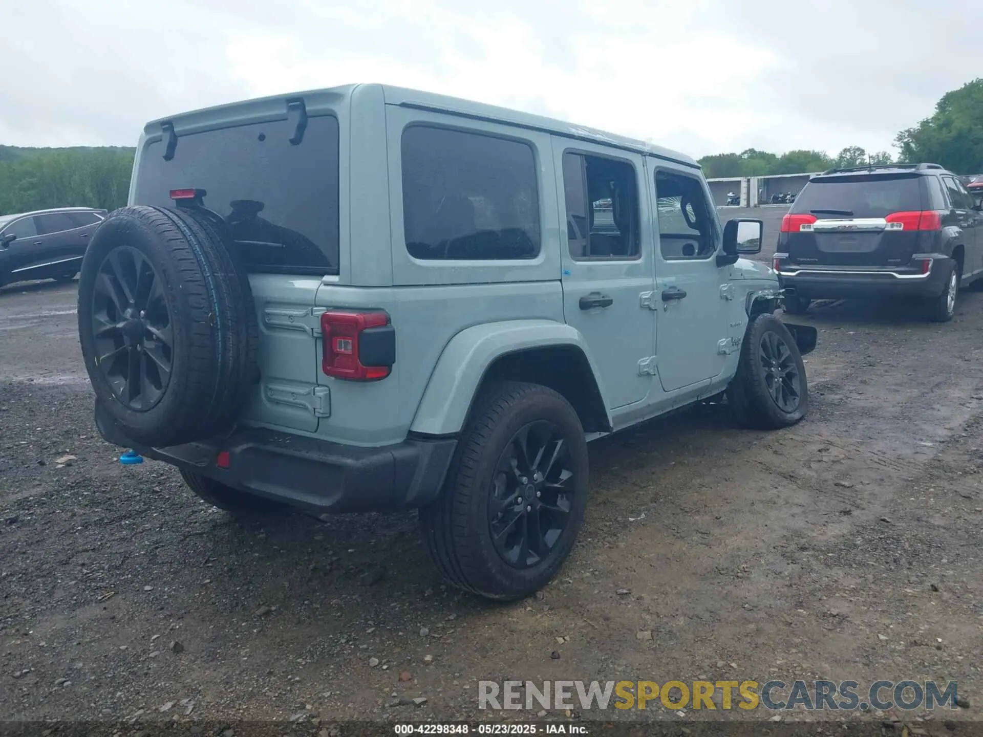 4 Photograph of a damaged car 1C4RJXP69RW255697 JEEP WRANGLER 4XE 2024