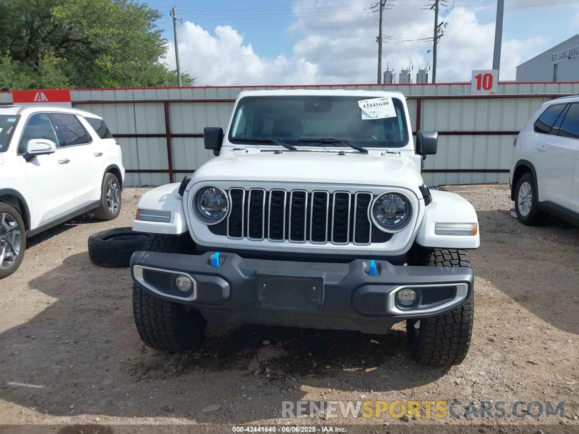 13 Photograph of a damaged car 1C4RJXP6XRW249035 JEEP WRANGLER 4XE 2024