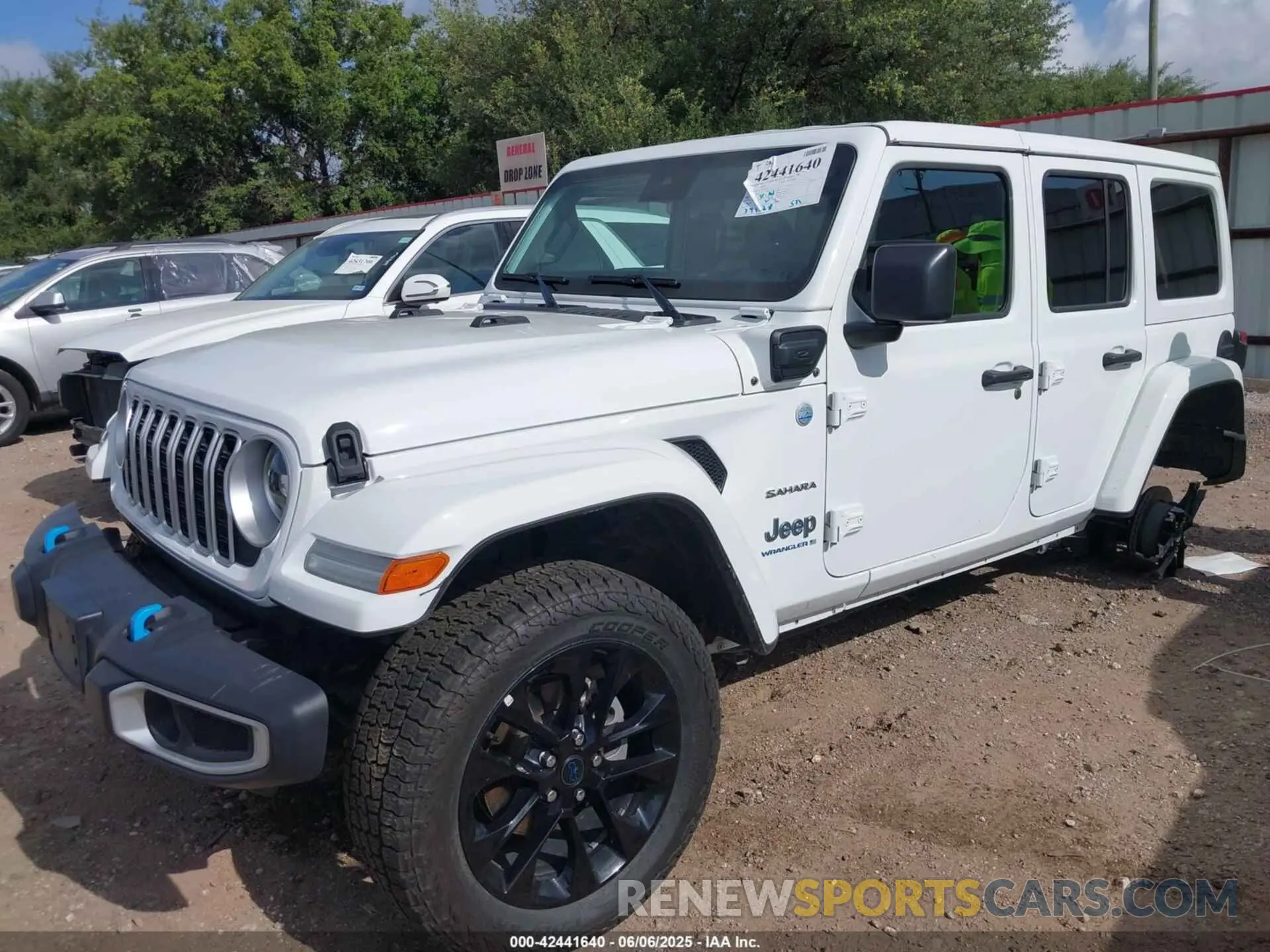 2 Photograph of a damaged car 1C4RJXP6XRW249035 JEEP WRANGLER 4XE 2024