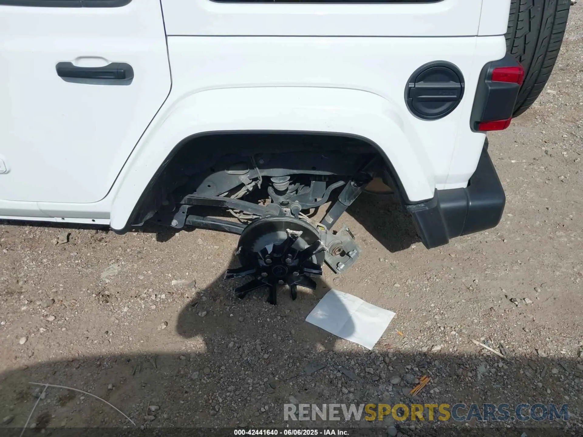 6 Photograph of a damaged car 1C4RJXP6XRW249035 JEEP WRANGLER 4XE 2024