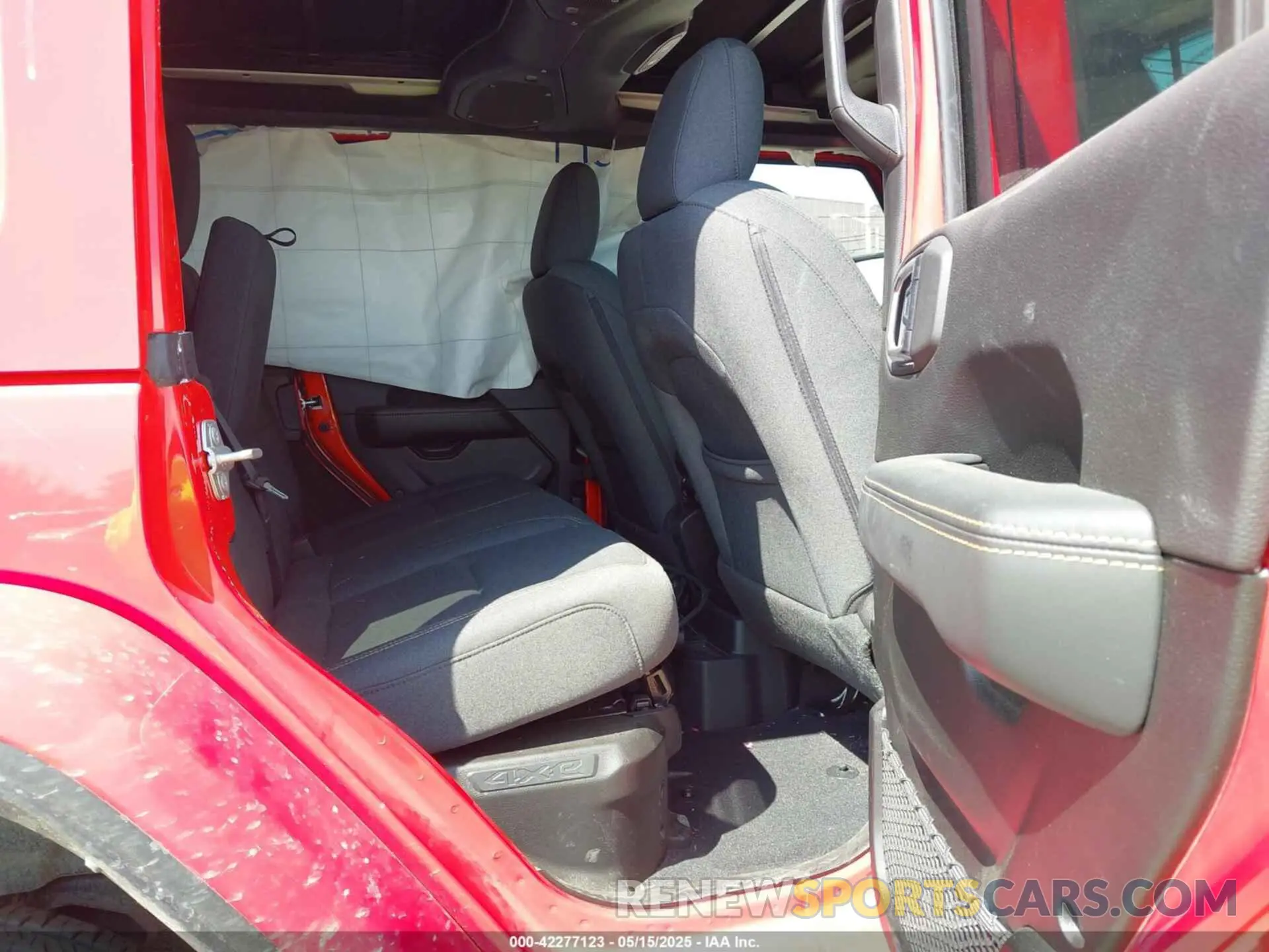 8 Photograph of a damaged car 1C4RJXP6XRW306107 JEEP WRANGLER 4XE 2024
