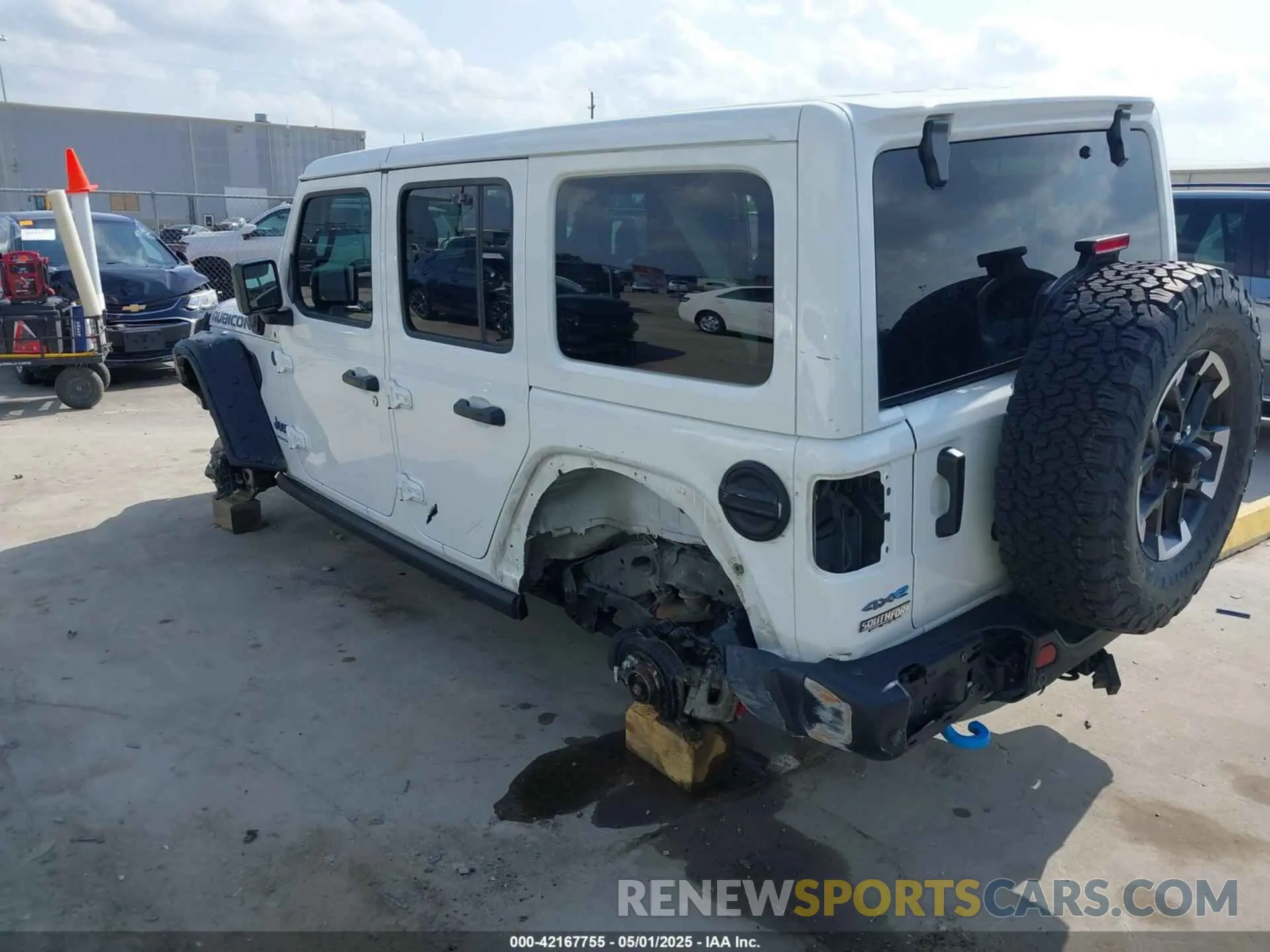 3 Photograph of a damaged car 1C4RJXR62RW211456 JEEP WRANGLER 4XE 2024