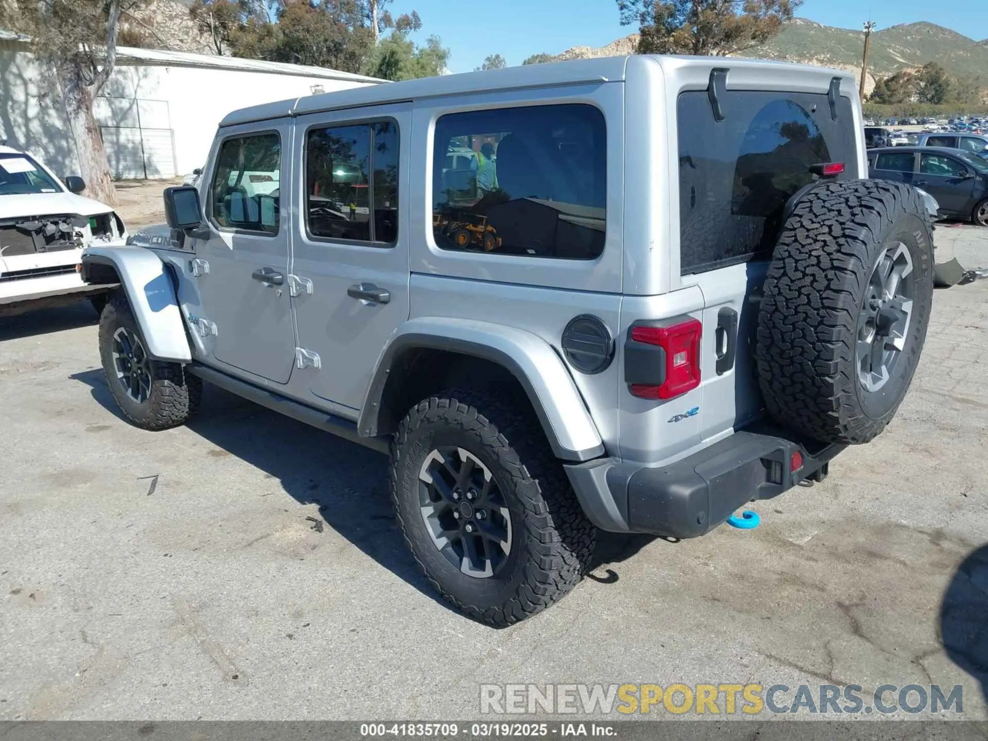 3 Photograph of a damaged car 1C4RJXR64RW140647 JEEP WRANGLER 4XE 2024