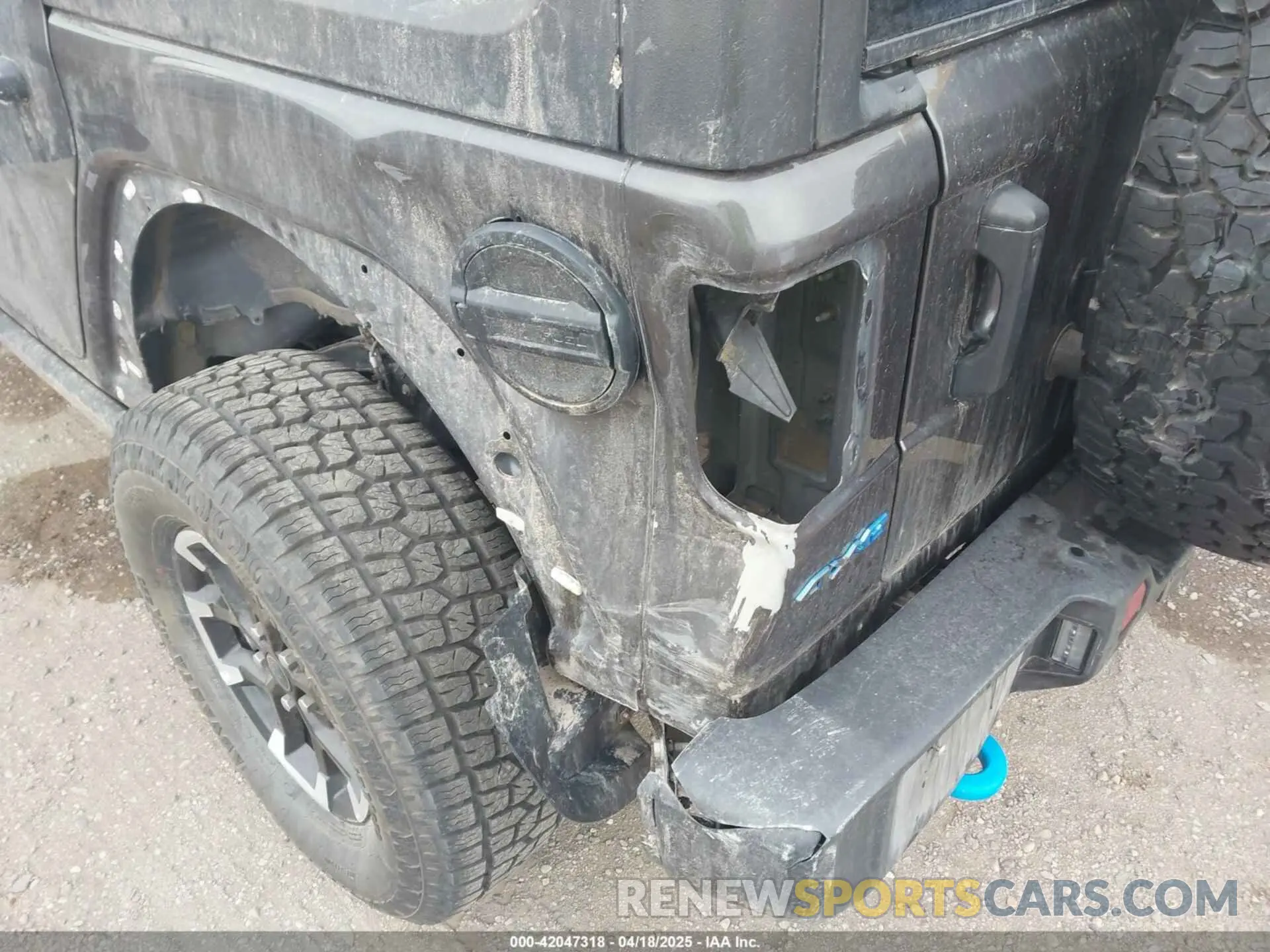 6 Photograph of a damaged car 1C4RJXR67RW276710 JEEP WRANGLER 4XE 2024