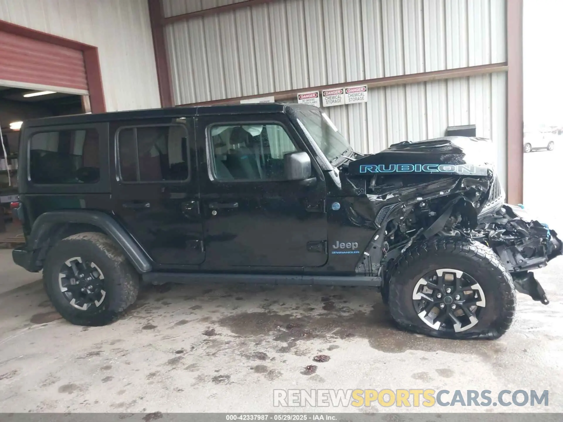 12 Photograph of a damaged car 1C4RJXR6XRW261960 JEEP WRANGLER 4XE 2024