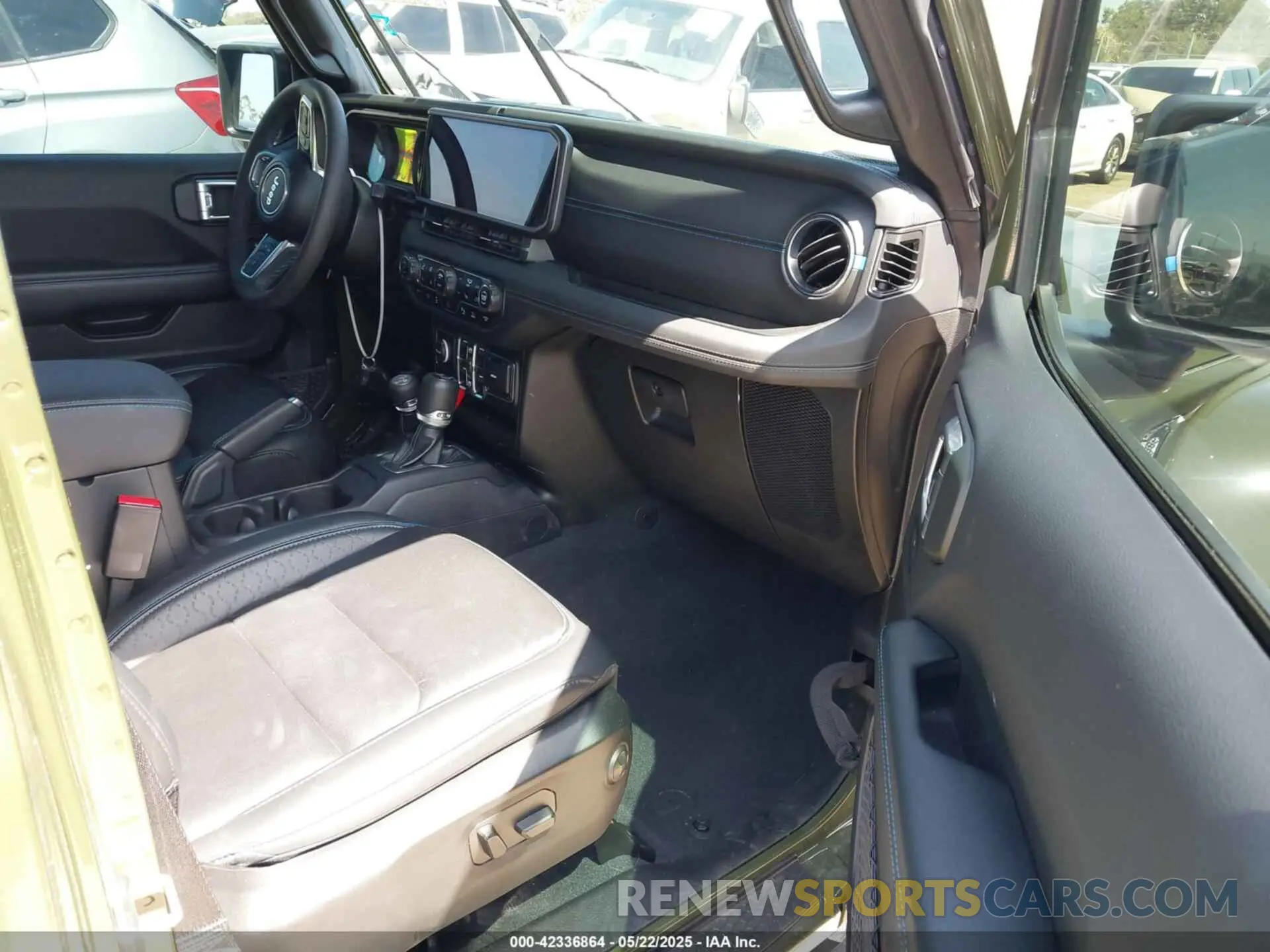 5 Photograph of a damaged car 1C4RJXU62RW145840 JEEP WRANGLER 4XE 2024