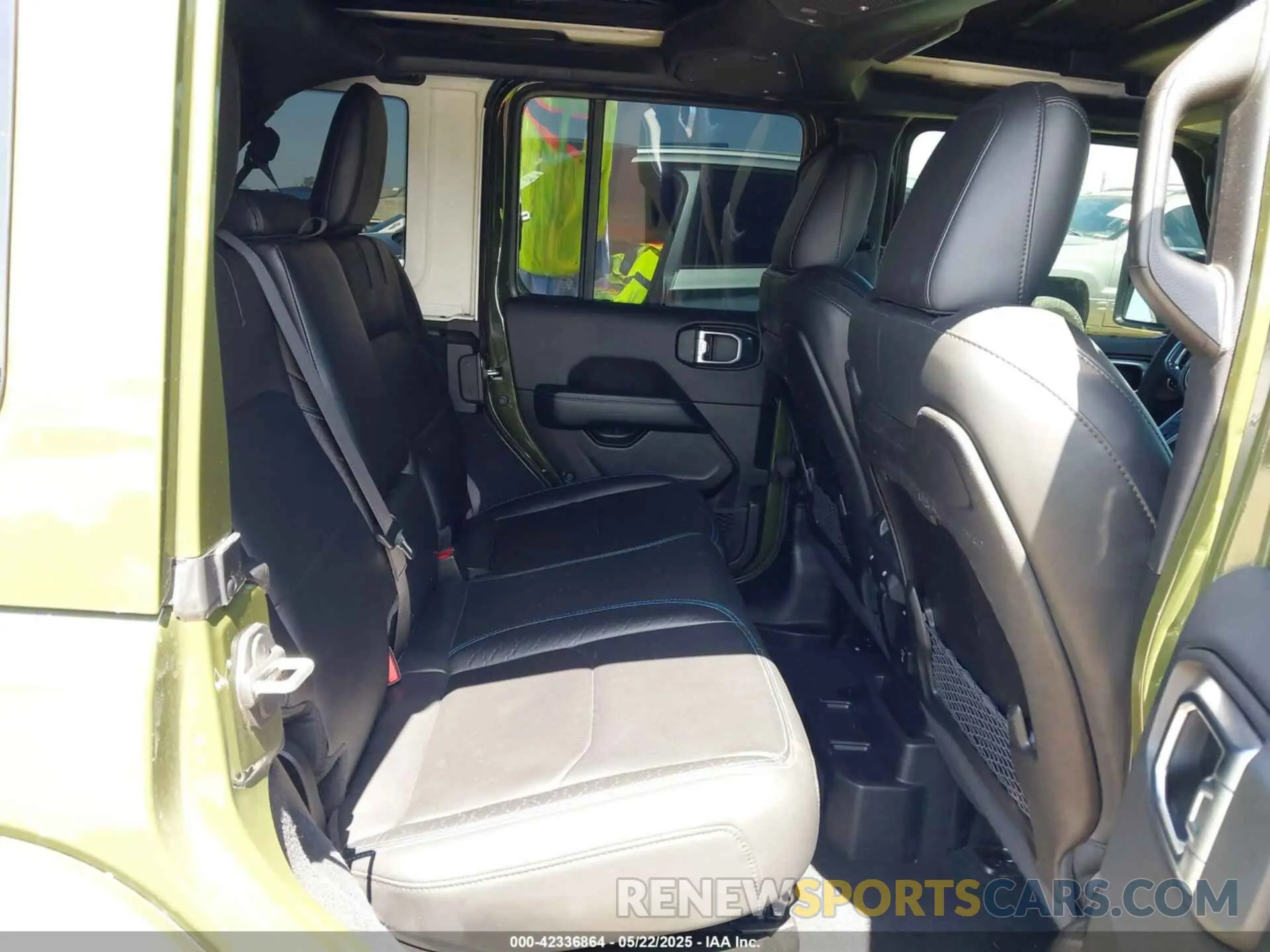 8 Photograph of a damaged car 1C4RJXU62RW145840 JEEP WRANGLER 4XE 2024
