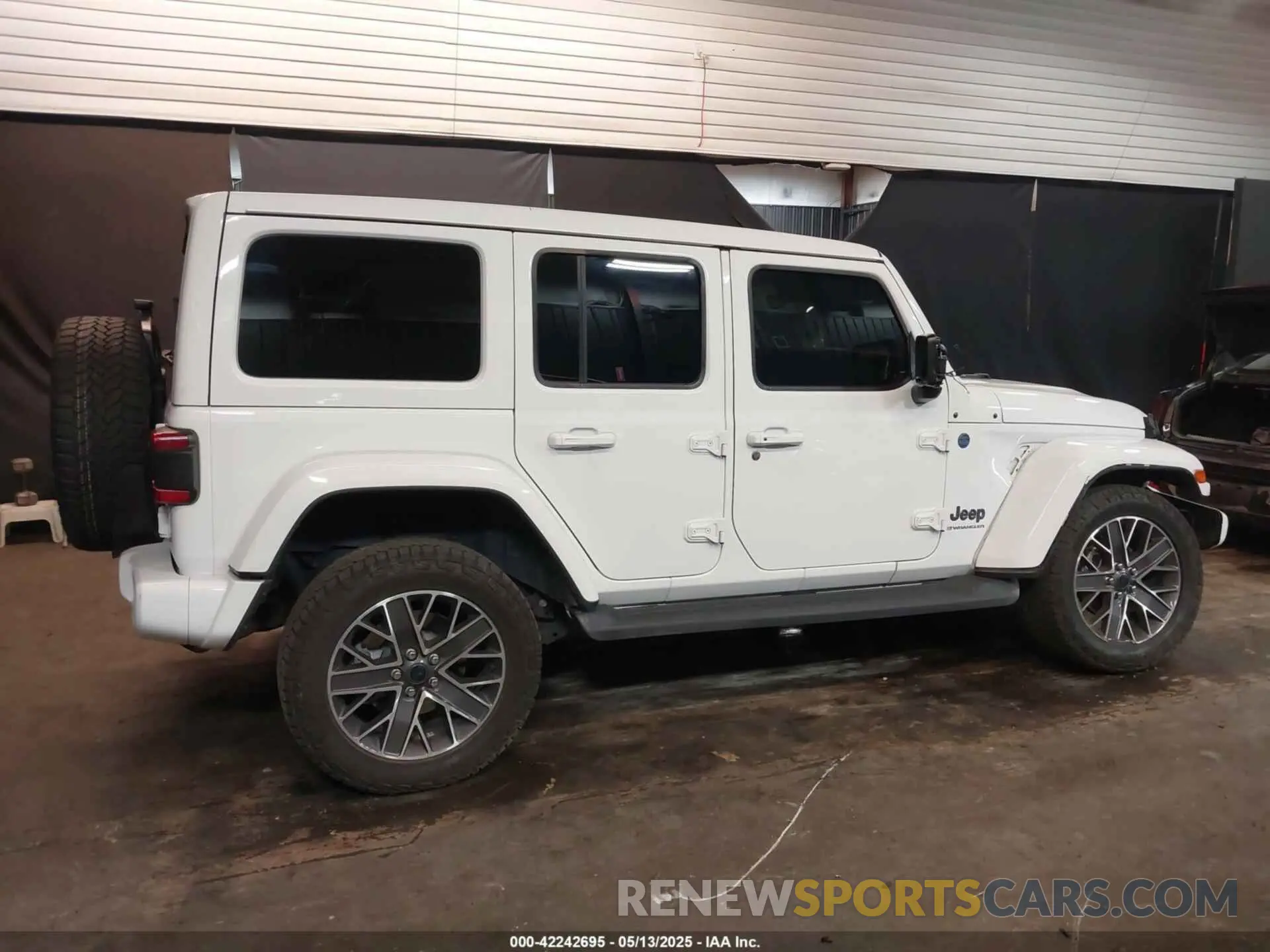 13 Photograph of a damaged car 1C4RJXU63RW147273 JEEP WRANGLER 4XE 2024