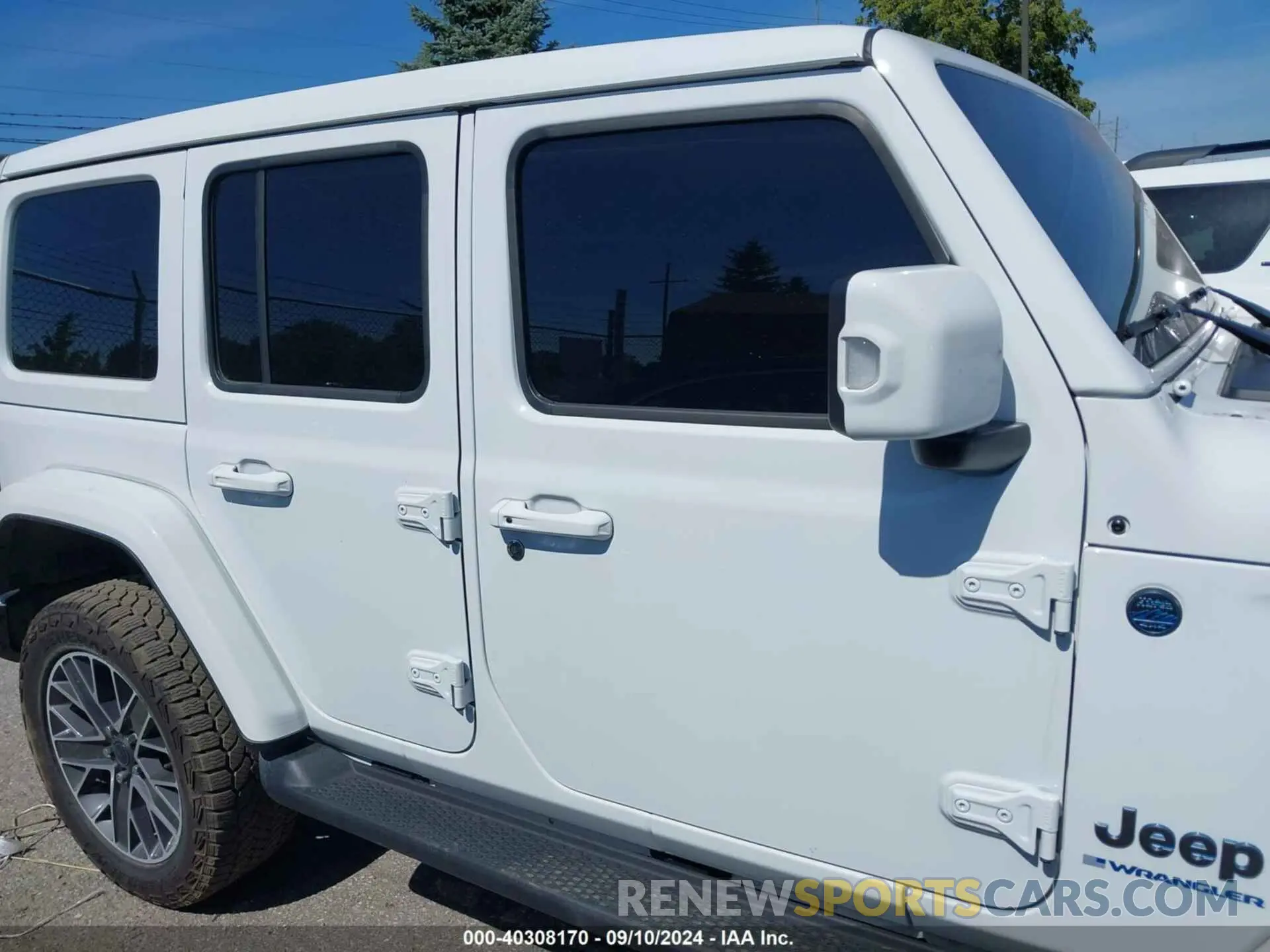 13 Photograph of a damaged car 1C4RJXU69RW190368 JEEP WRANGLER 4XE 2024