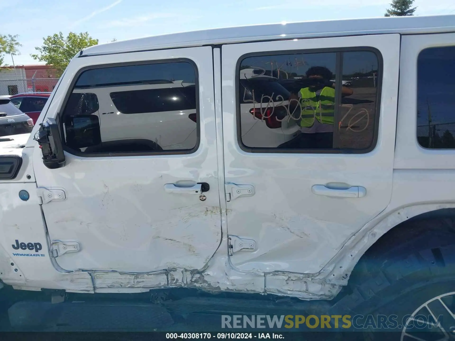 14 Photograph of a damaged car 1C4RJXU69RW190368 JEEP WRANGLER 4XE 2024