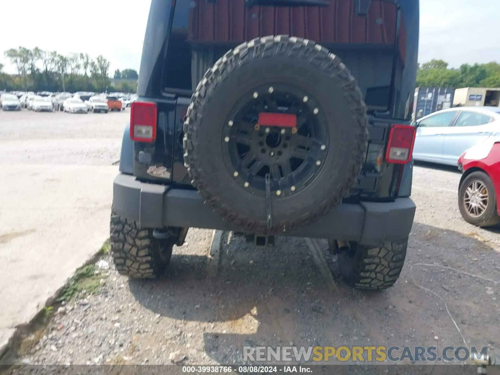 16 Photograph of a damaged car 1C4HJWFG5FL527837 JEEP WRANGLER UNLIMITED 2015