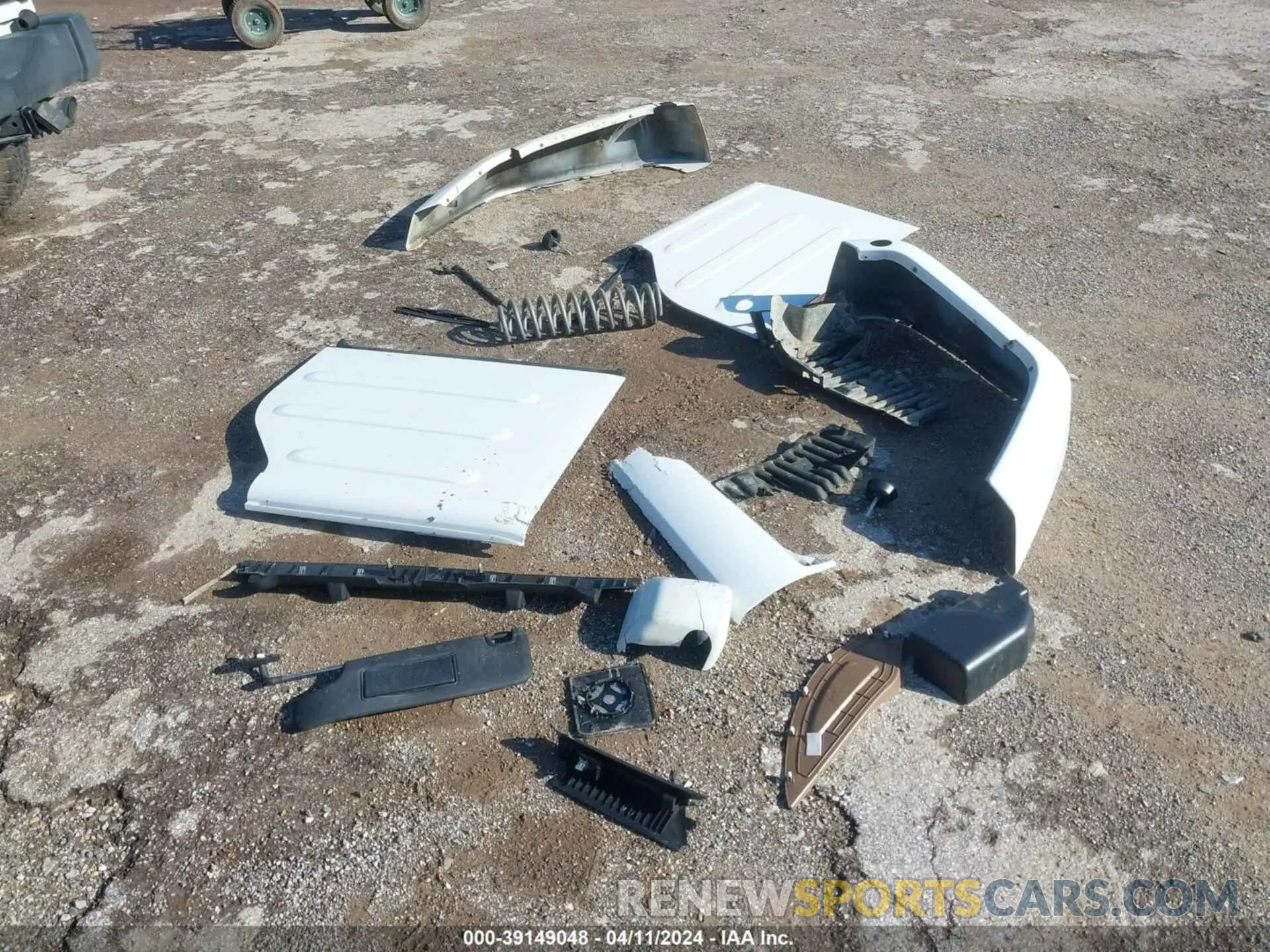 19 Photograph of a damaged car 1C4BJWFG5HL584466 JEEP WRANGLER UNLIMITED 2017