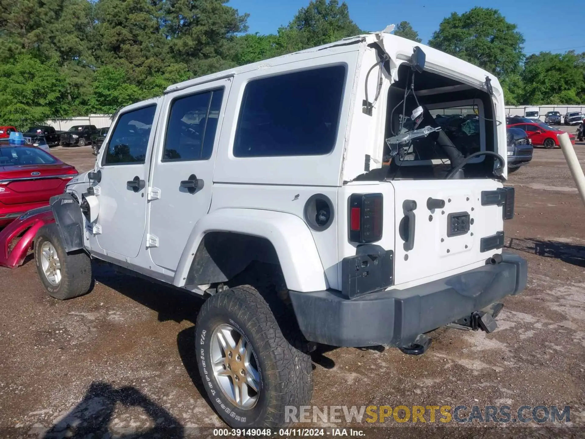 21 Photograph of a damaged car 1C4BJWFG5HL584466 JEEP WRANGLER UNLIMITED 2017