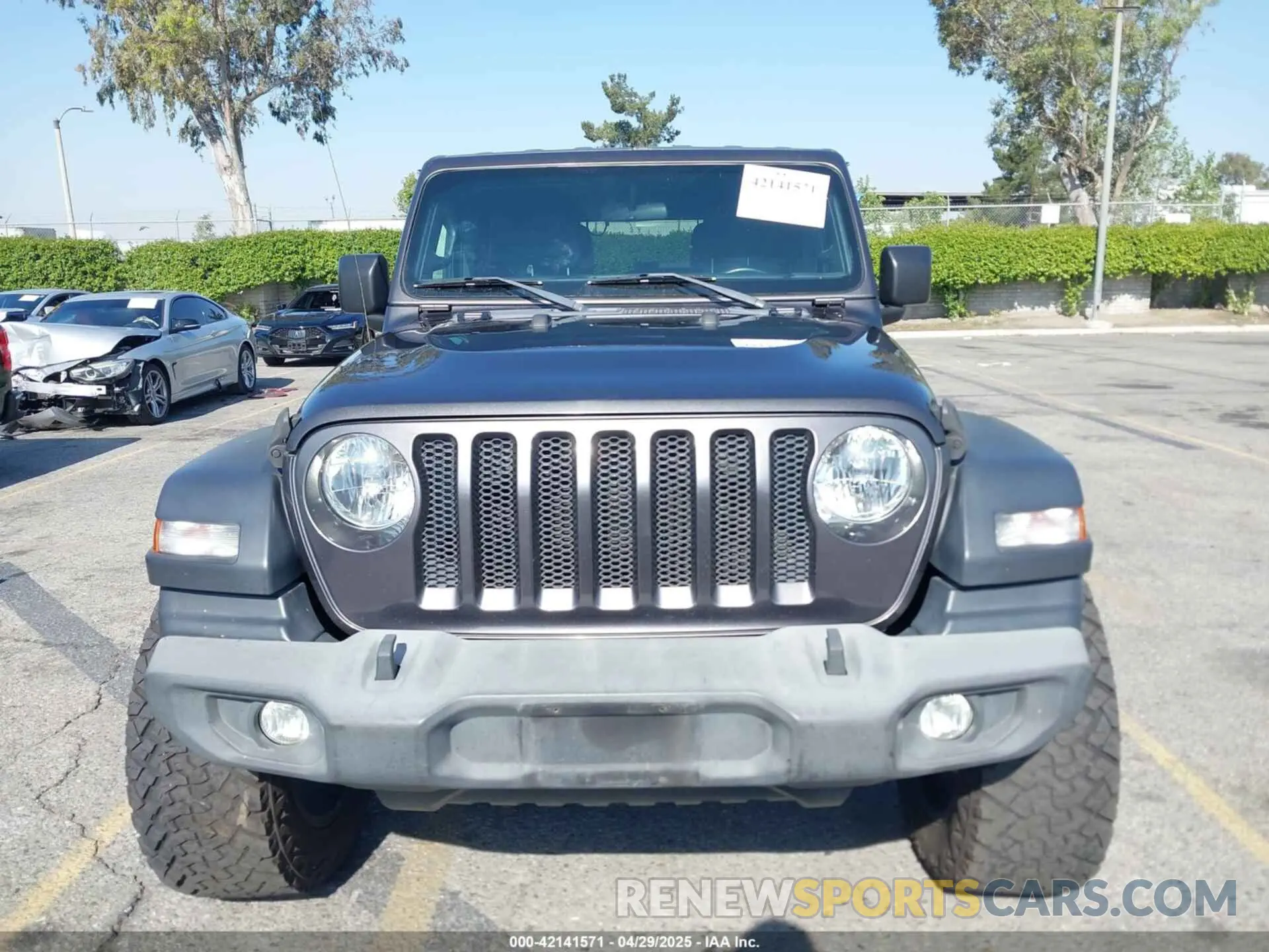 12 Photograph of a damaged car 1C4HJXDG1KW528470 JEEP WRANGLER UNLIMITED 2019