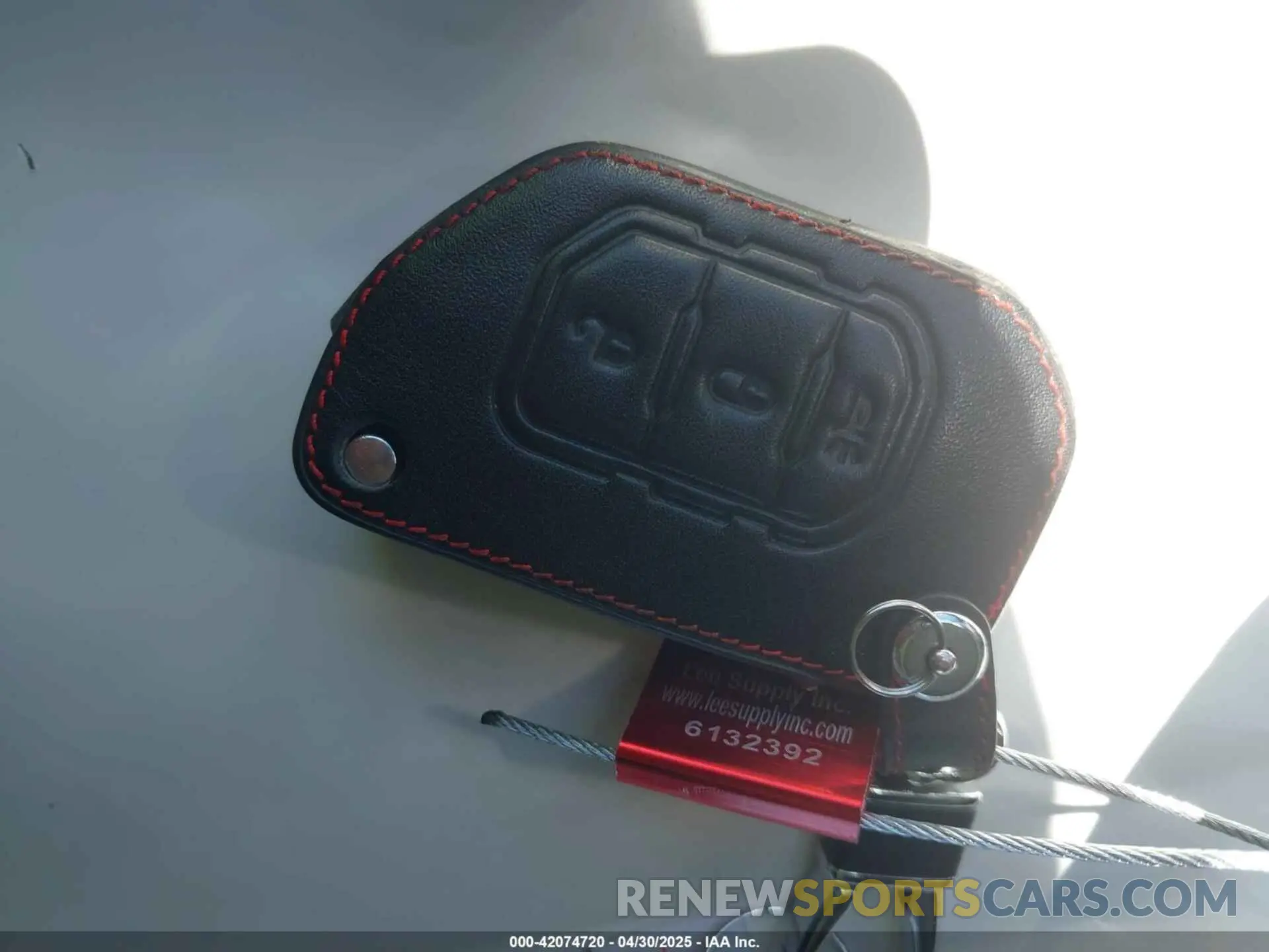 11 Photograph of a damaged car 1C4HJXDG1KW530168 JEEP WRANGLER UNLIMITED 2019