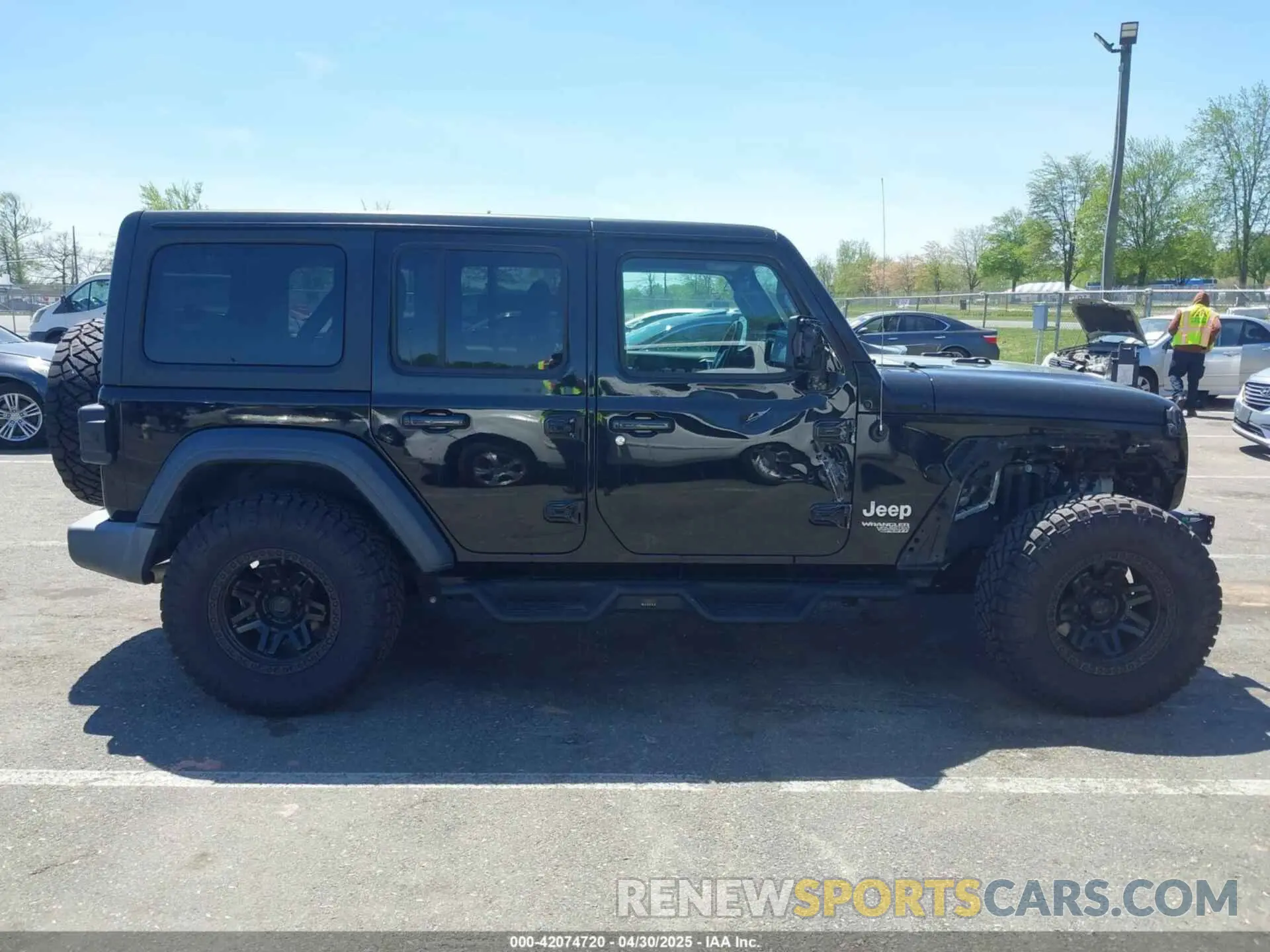 13 Photograph of a damaged car 1C4HJXDG1KW530168 JEEP WRANGLER UNLIMITED 2019